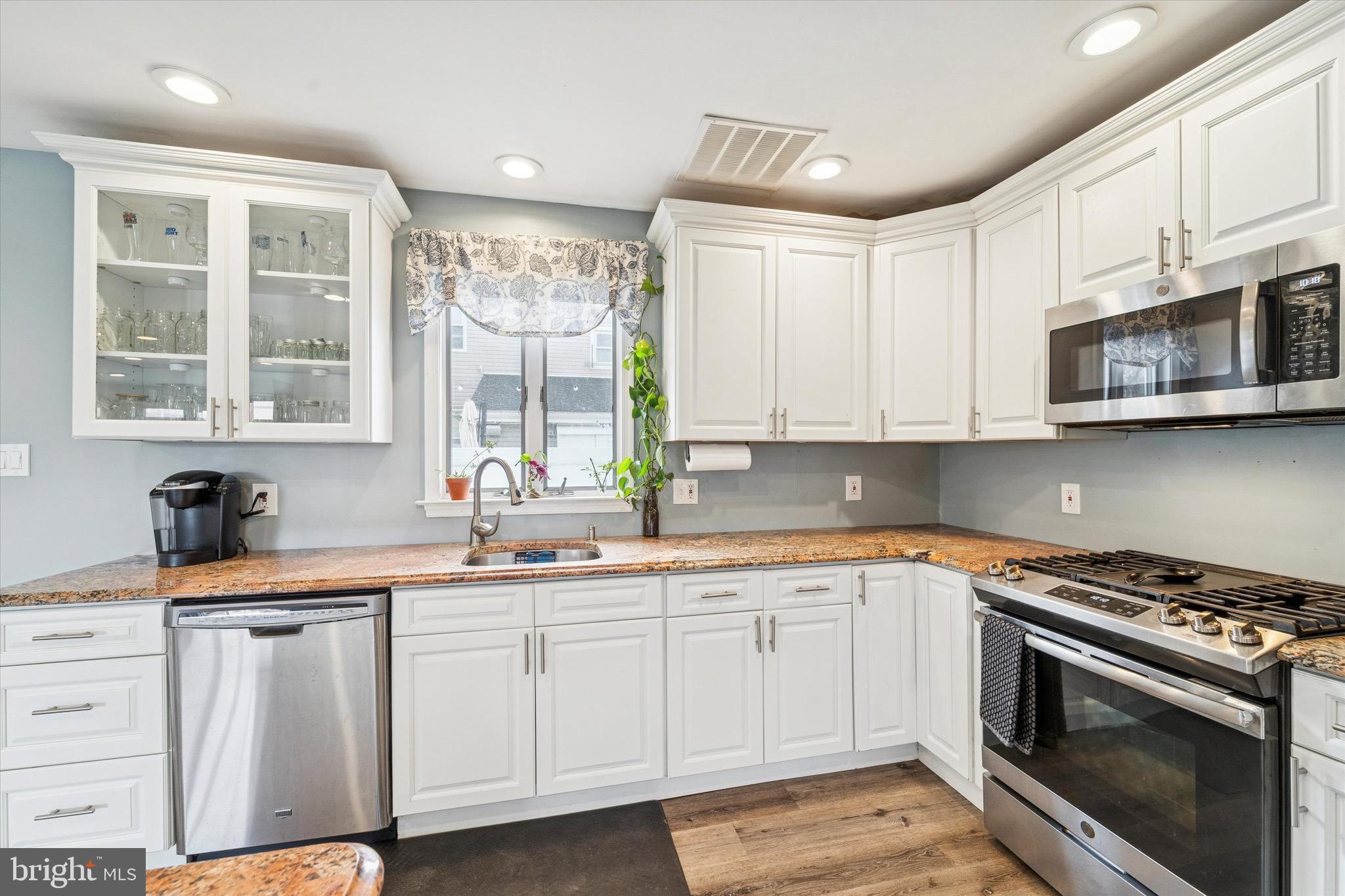 BUCKS COUNTY ESTS - Residential