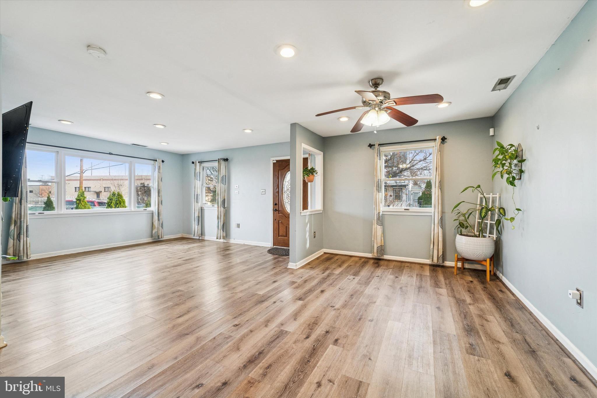 BUCKS COUNTY ESTS - Residential