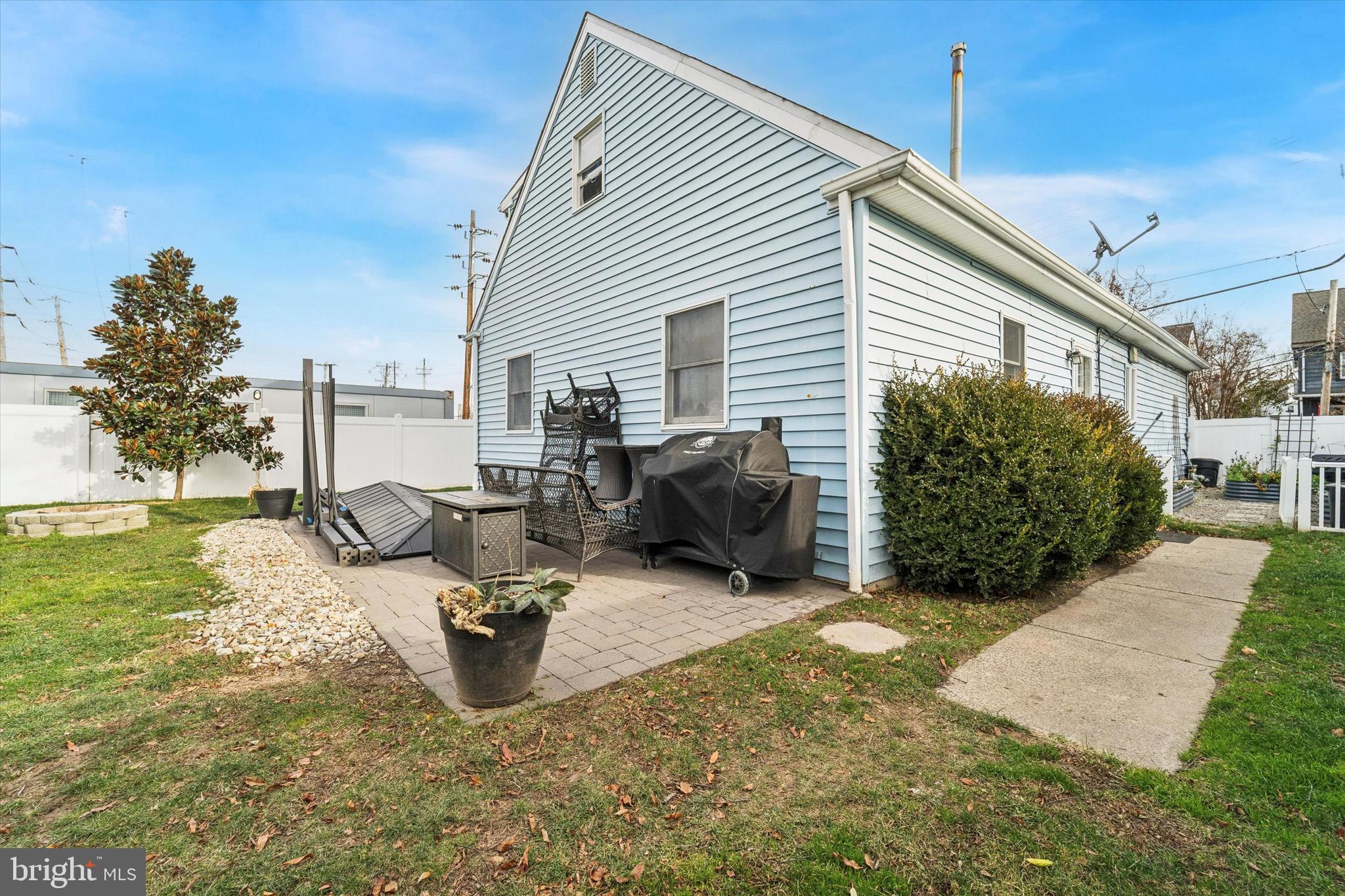 BUCKS COUNTY ESTS - Residential