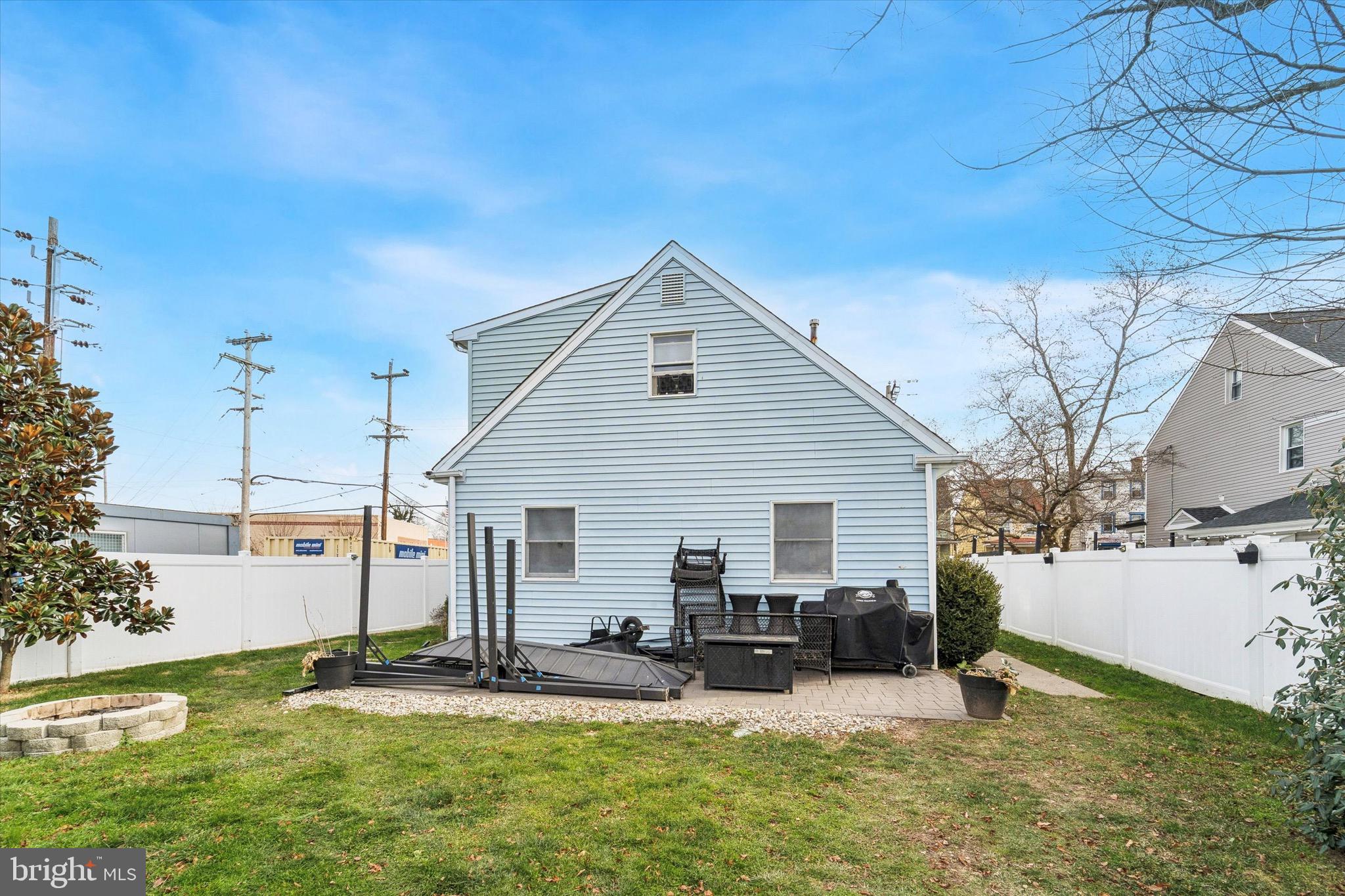 BUCKS COUNTY ESTS - Residential