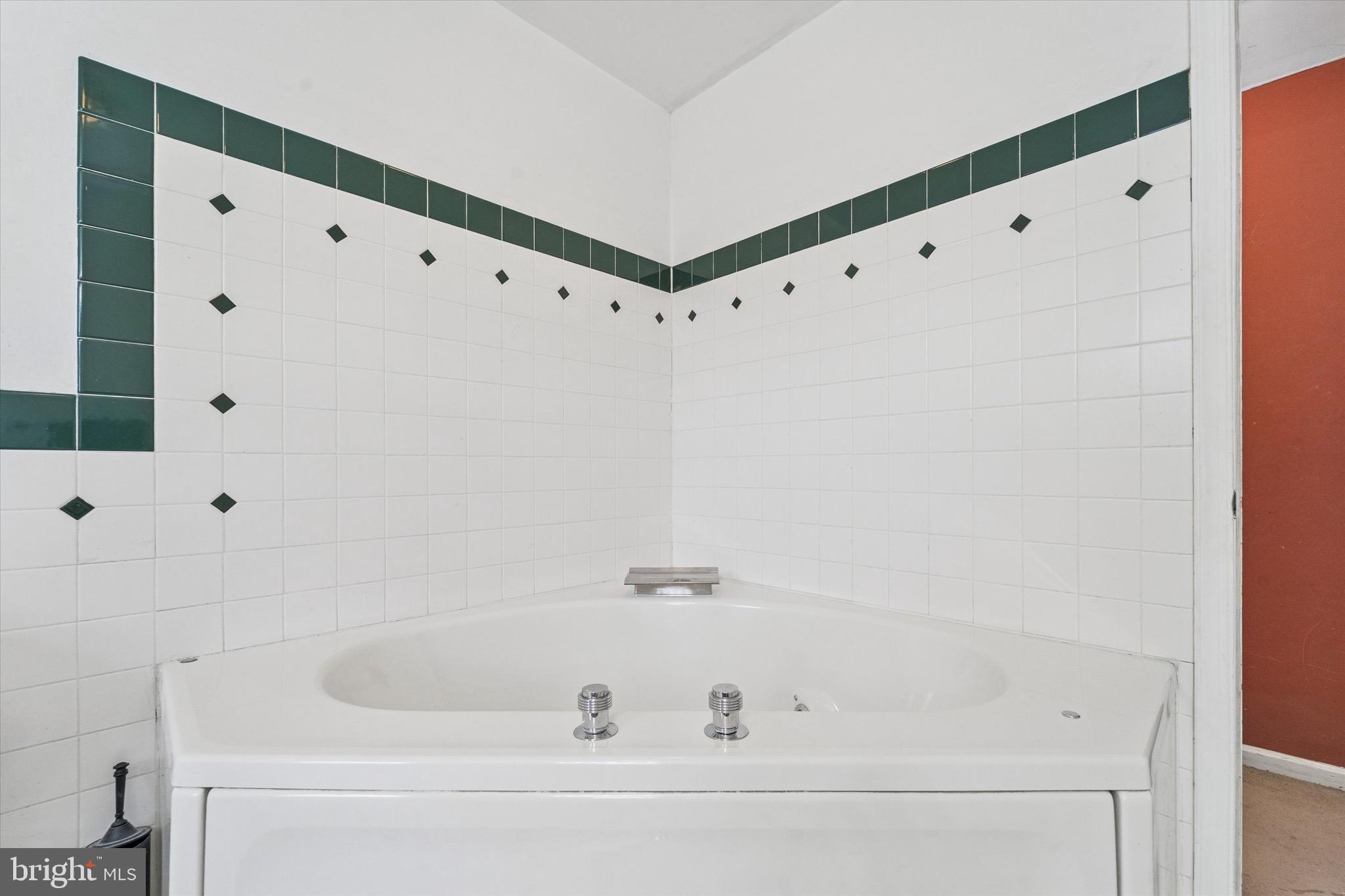 BUCKS COUNTY ESTS - Residential