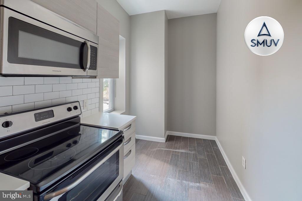 MOUNT VERNON PLACE HISTORIC DISTRICT - Residential Lease