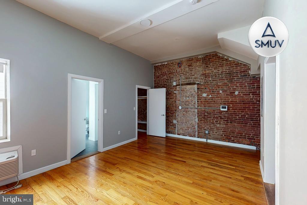 MOUNT VERNON PLACE HISTORIC DISTRICT - Residential Lease