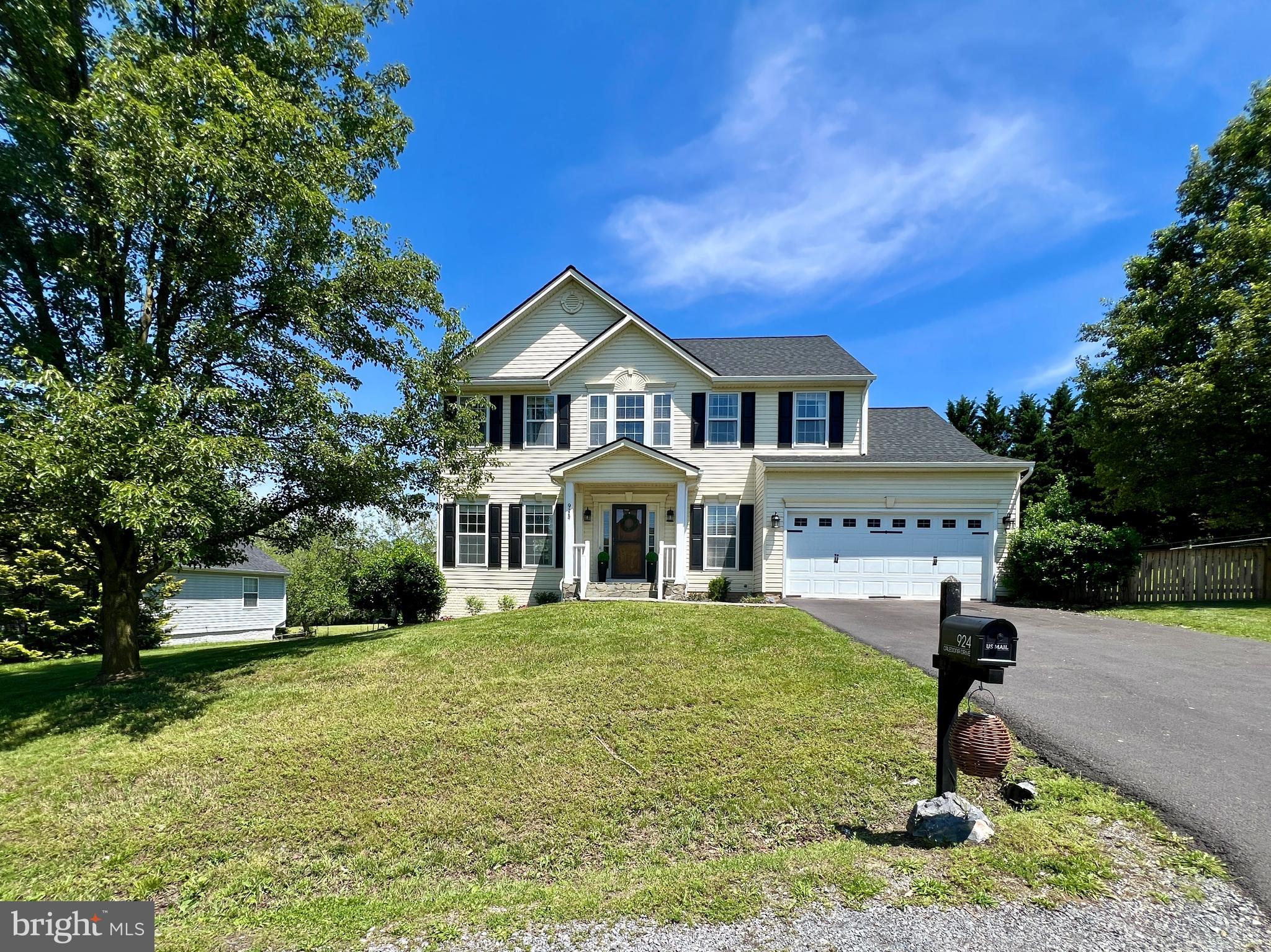 STONEBRIDGE - Residential