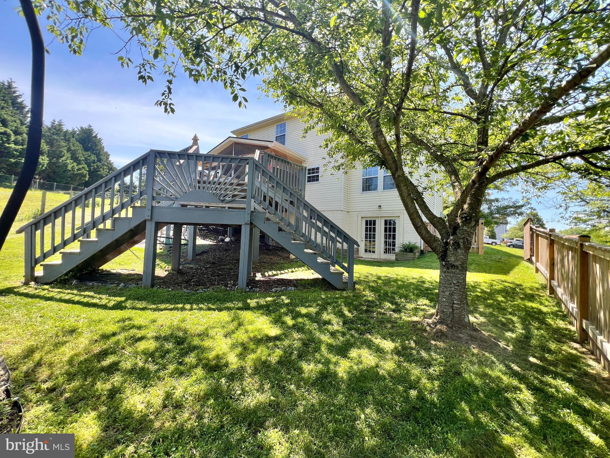 STONEBRIDGE - Residential