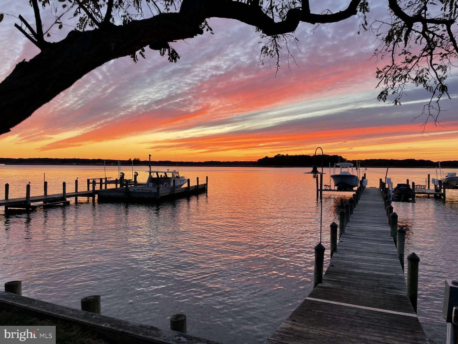 328 BENTONS PLEASURE ROAD
