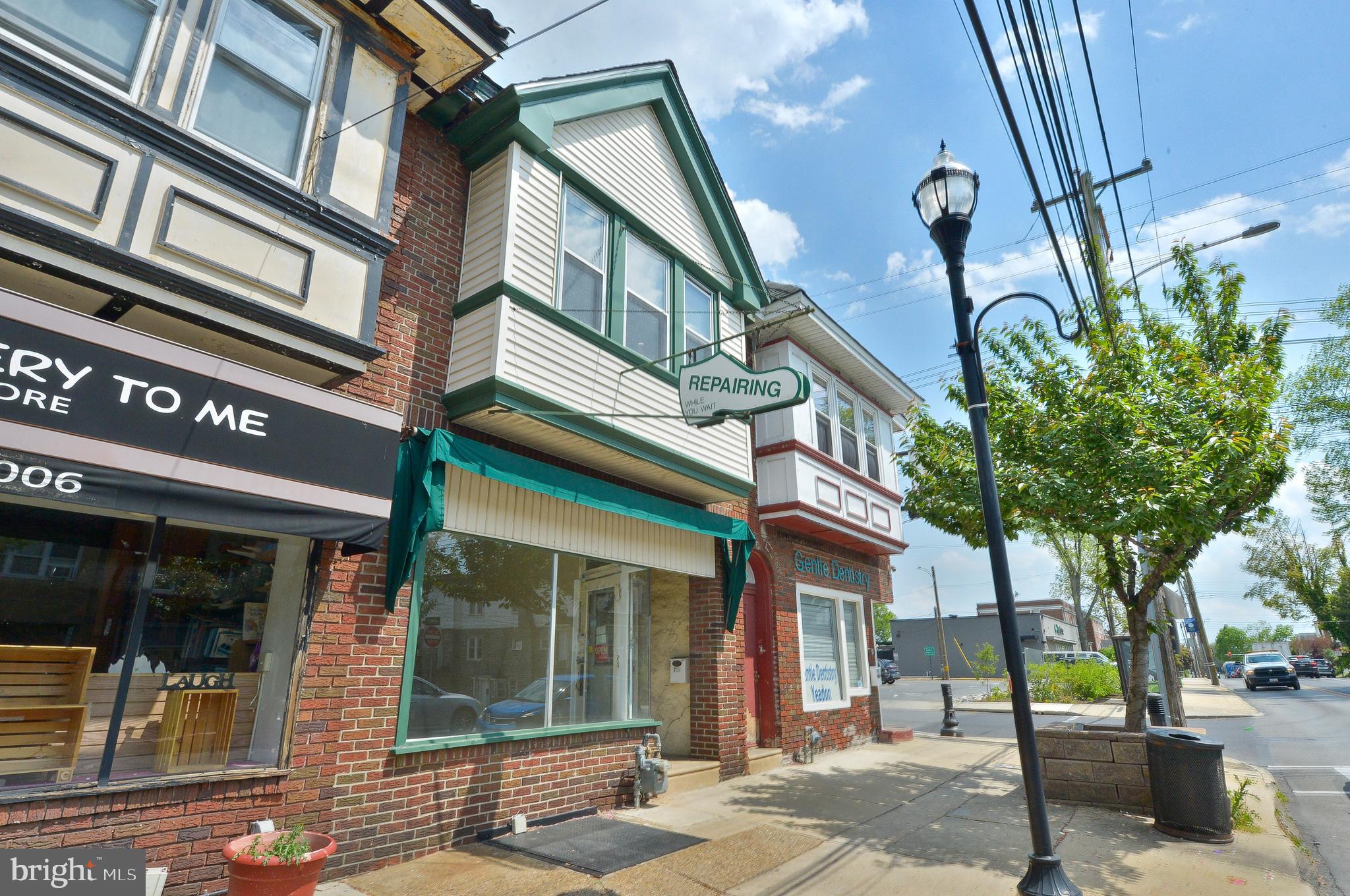 725 CHURCH LANE