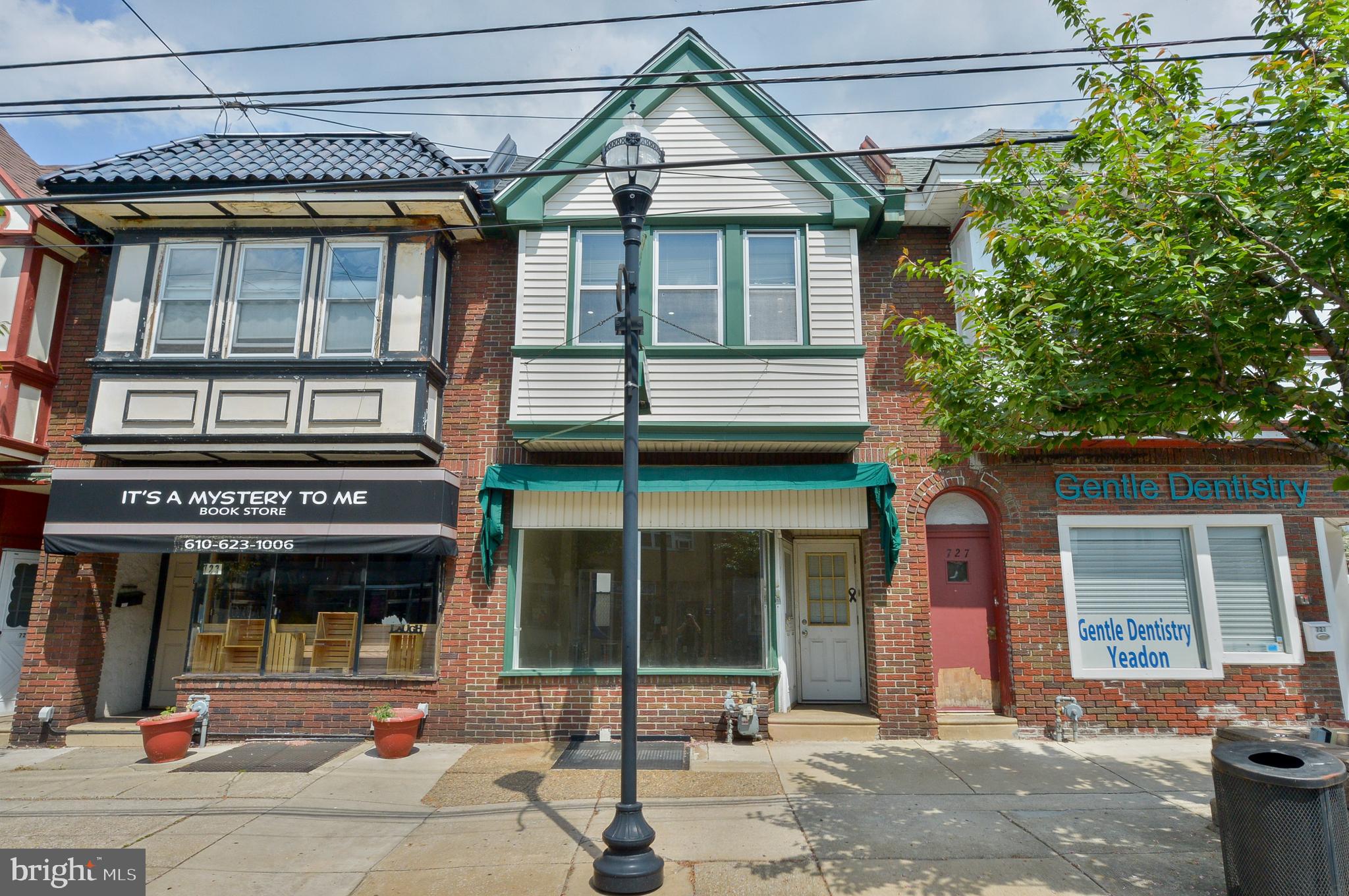 725 CHURCH LANE