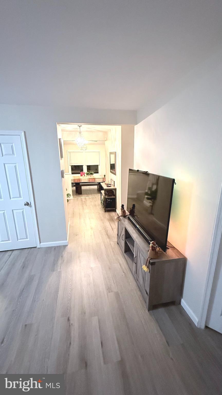 MAPLE SHADE - Residential