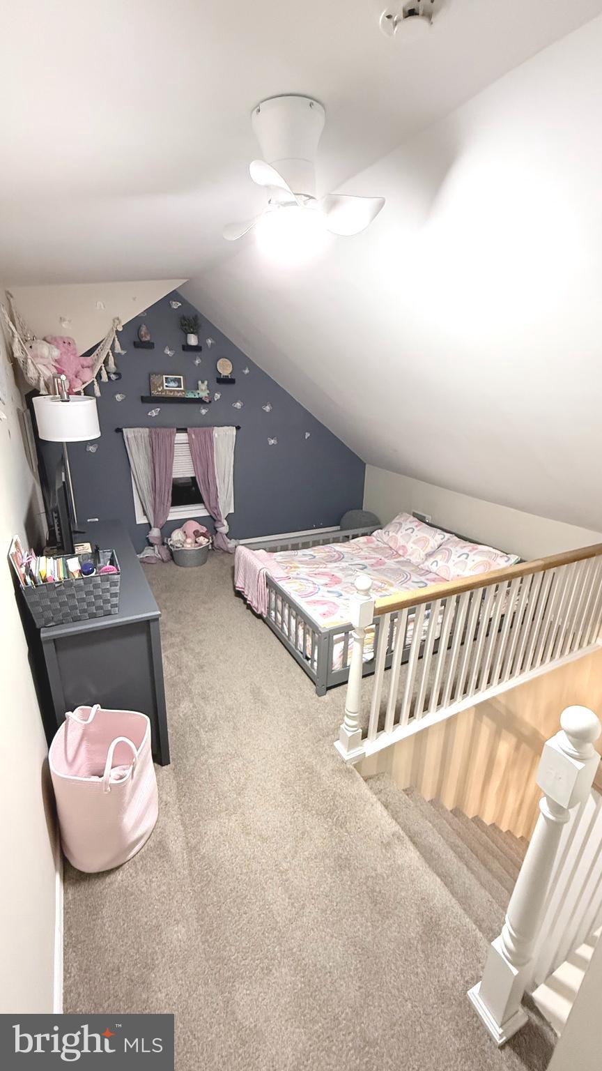 MAPLE SHADE - Residential