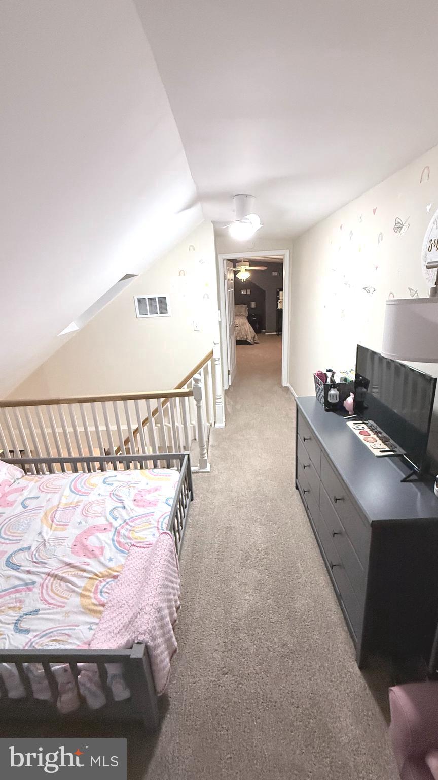 MAPLE SHADE - Residential