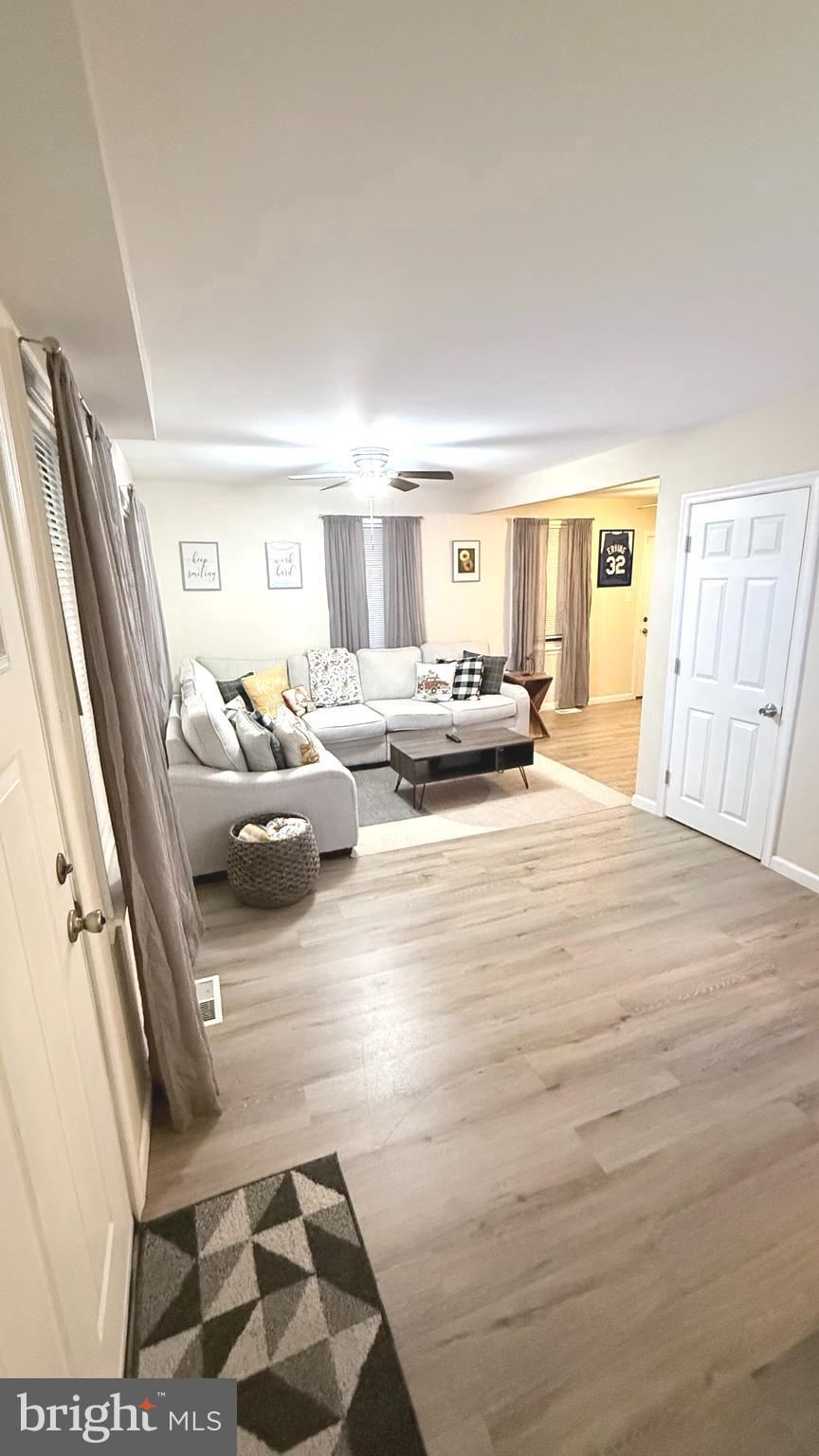 MAPLE SHADE - Residential