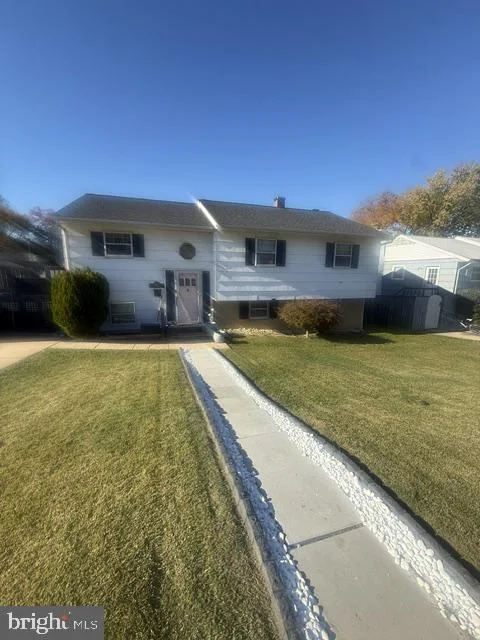 308 Stonecastle Avenue