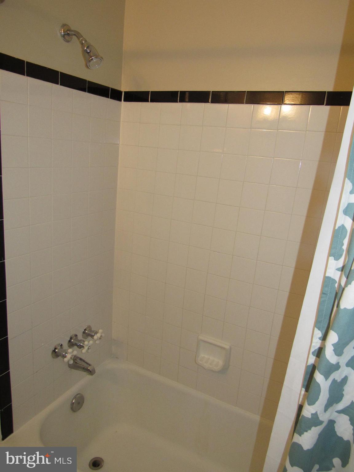 ARLINGTON VILLAGE COURTYARD - Residential