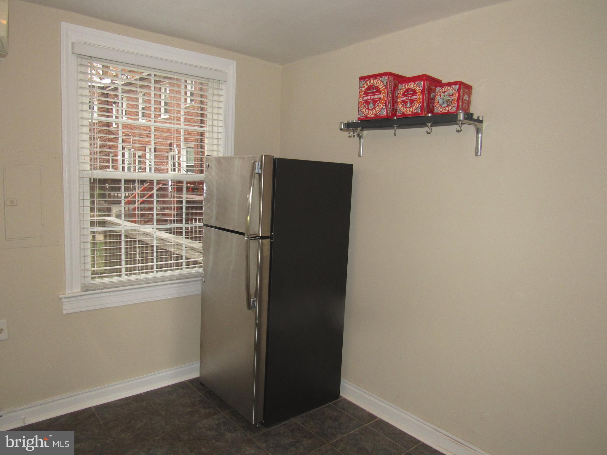 ARLINGTON VILLAGE COURTYARD - Residential