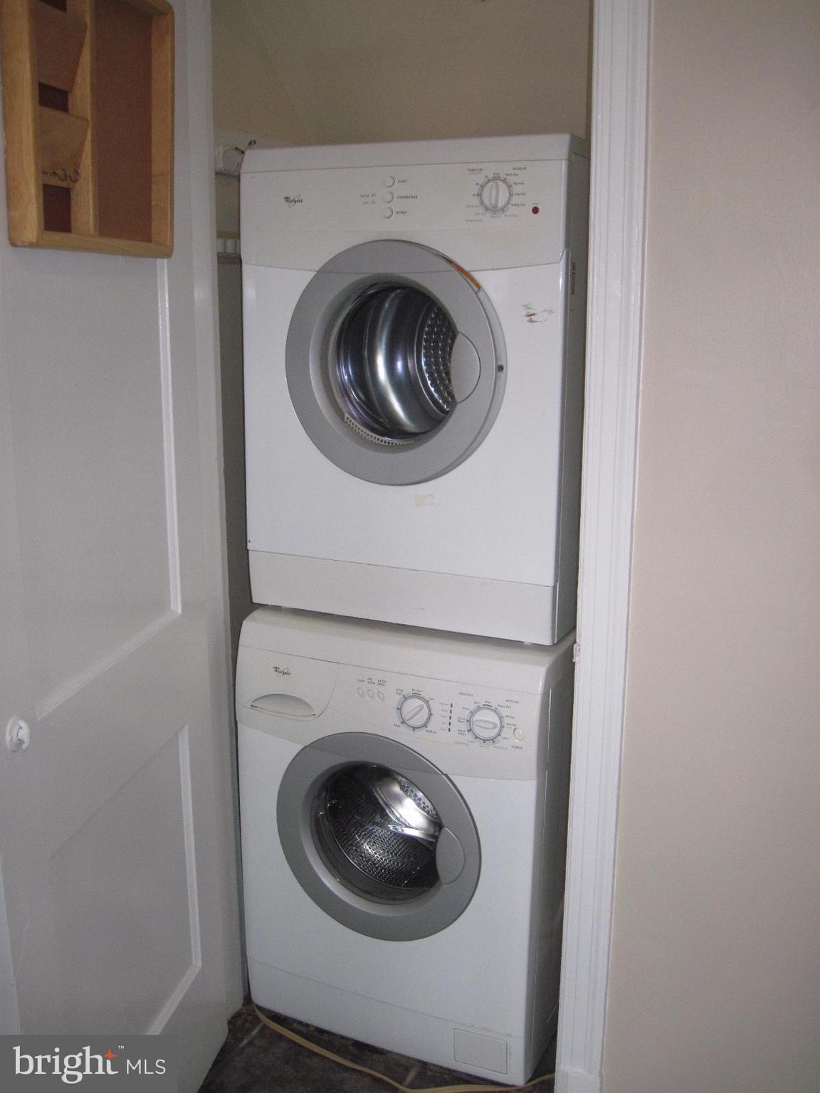 ARLINGTON VILLAGE COURTYARD - Residential