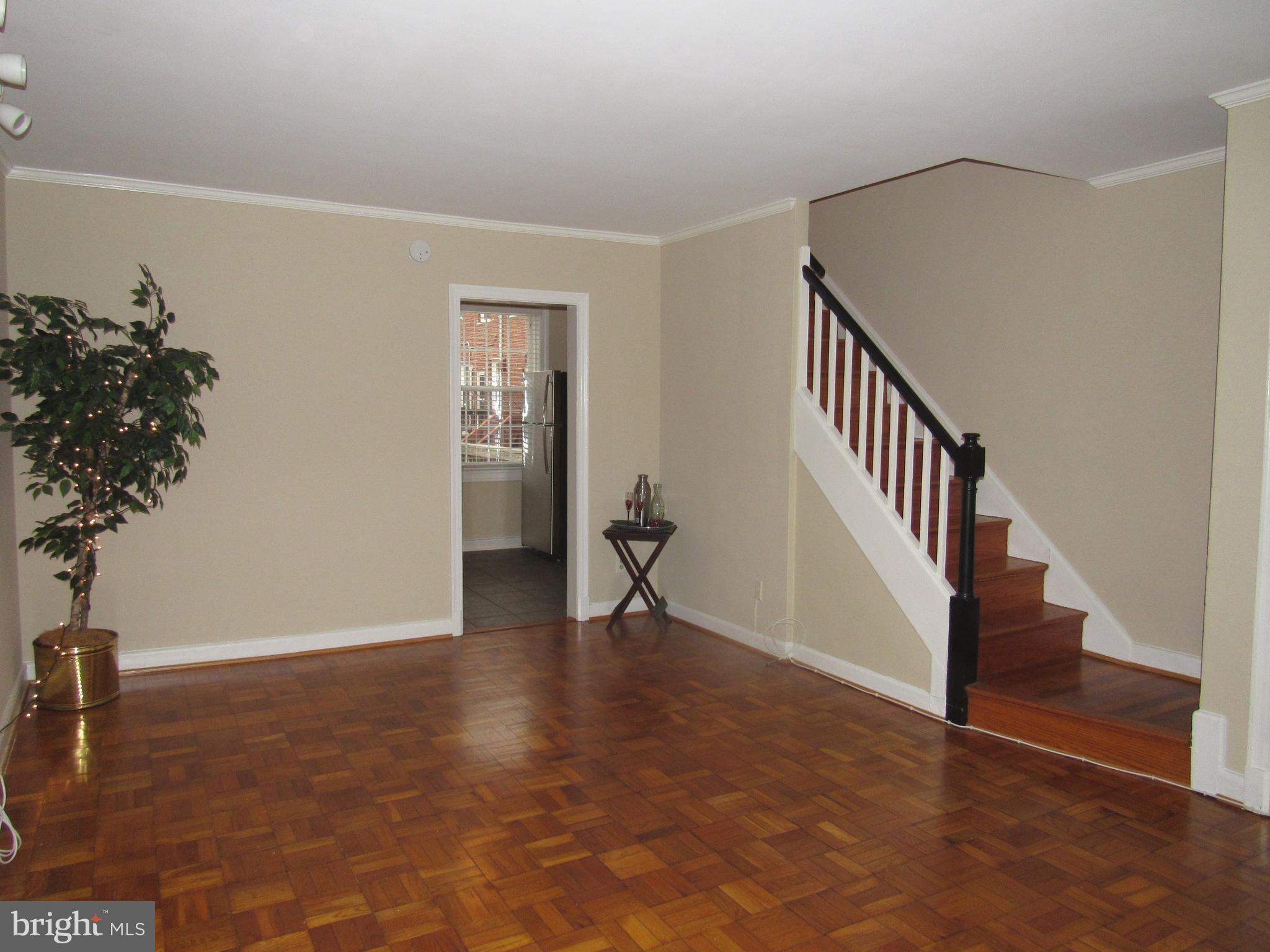 ARLINGTON VILLAGE COURTYARD - Residential