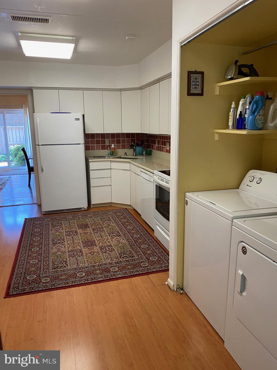 ANNEN WOODS - Residential