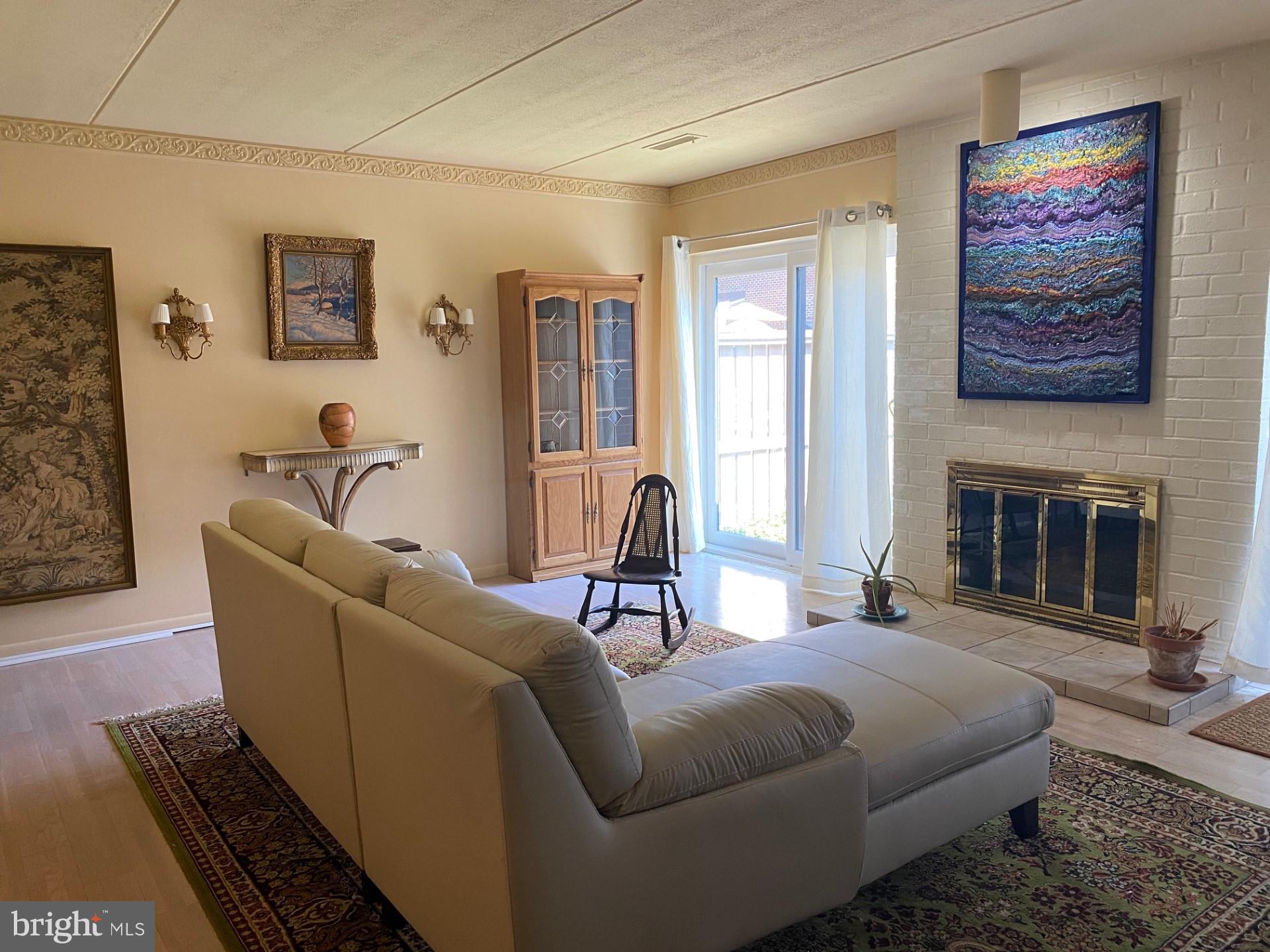 ANNEN WOODS - Residential