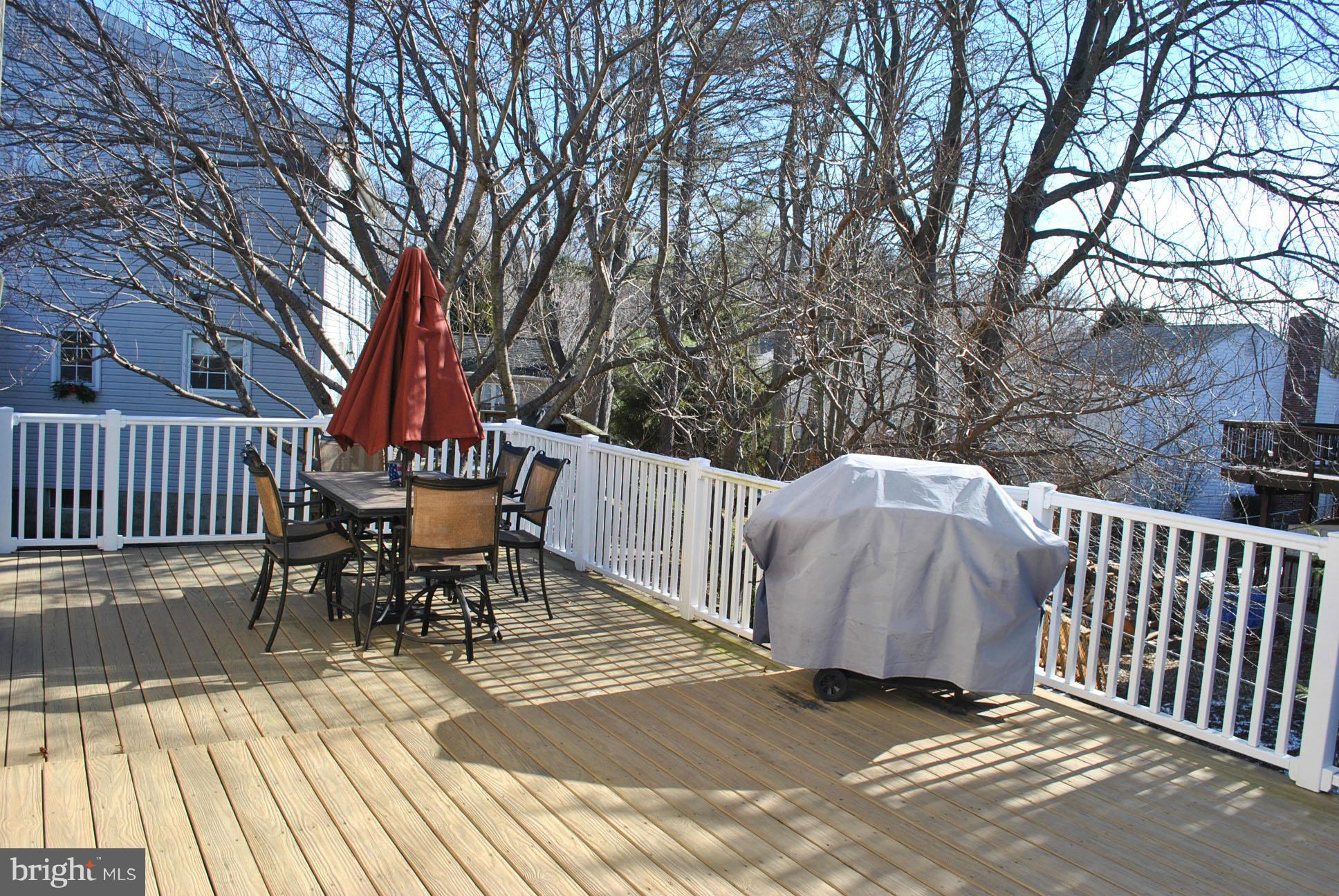 VILLAGE OF WHITE OAK - Residential