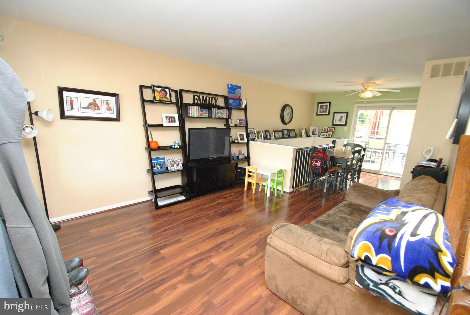 VILLAGE OF WHITE OAK - Residential