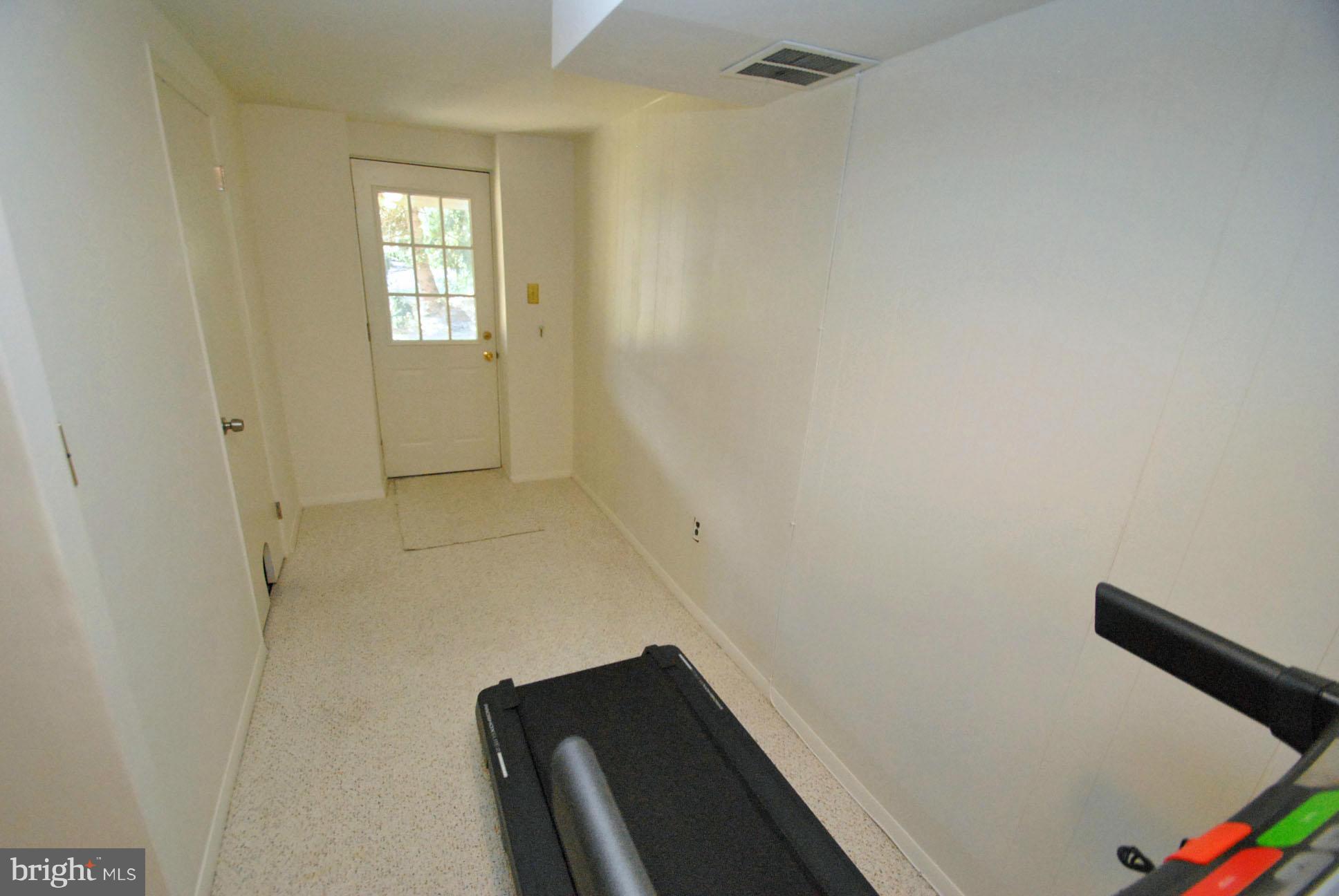 VILLAGE OF WHITE OAK - Residential