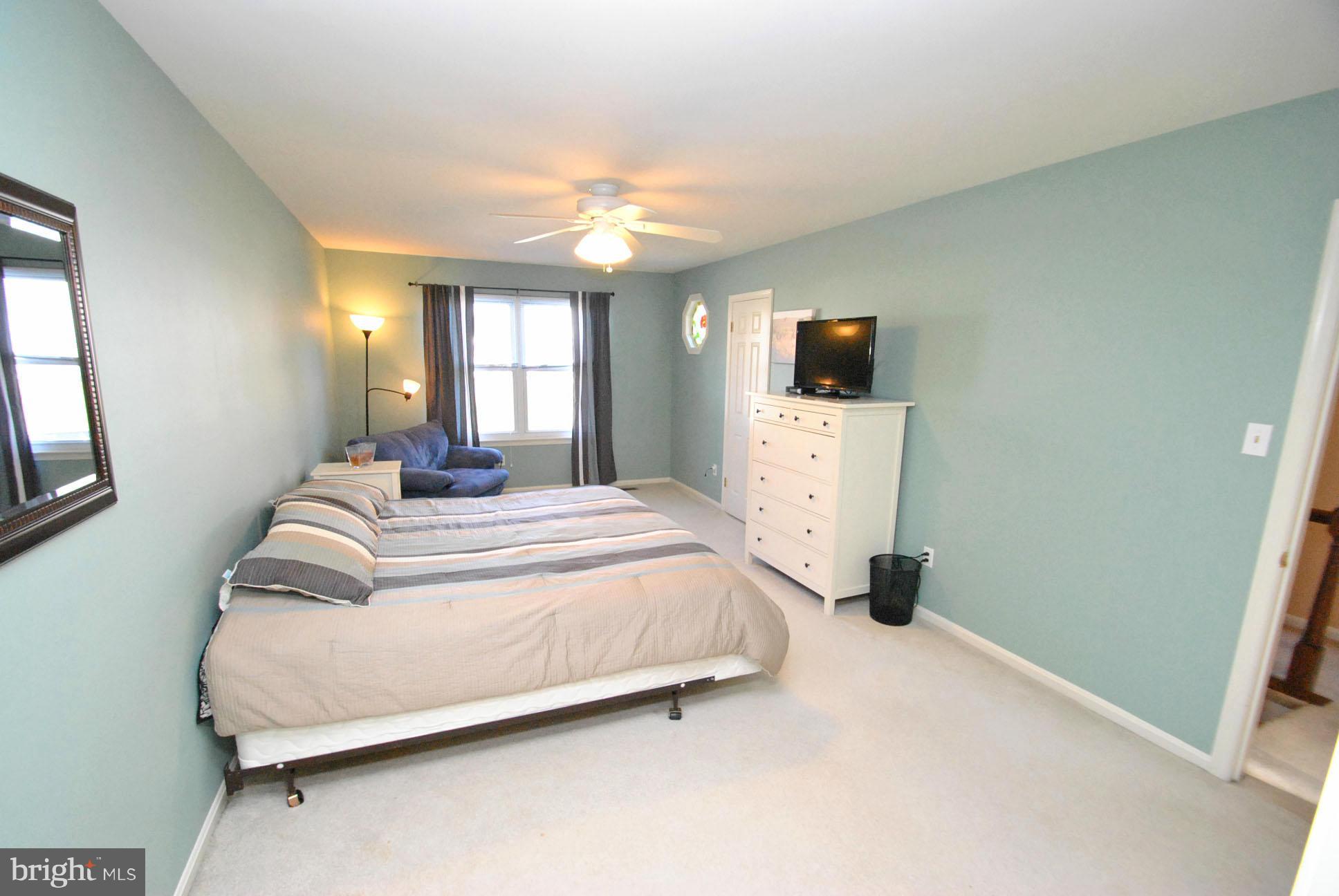 VILLAGE OF WHITE OAK - Residential