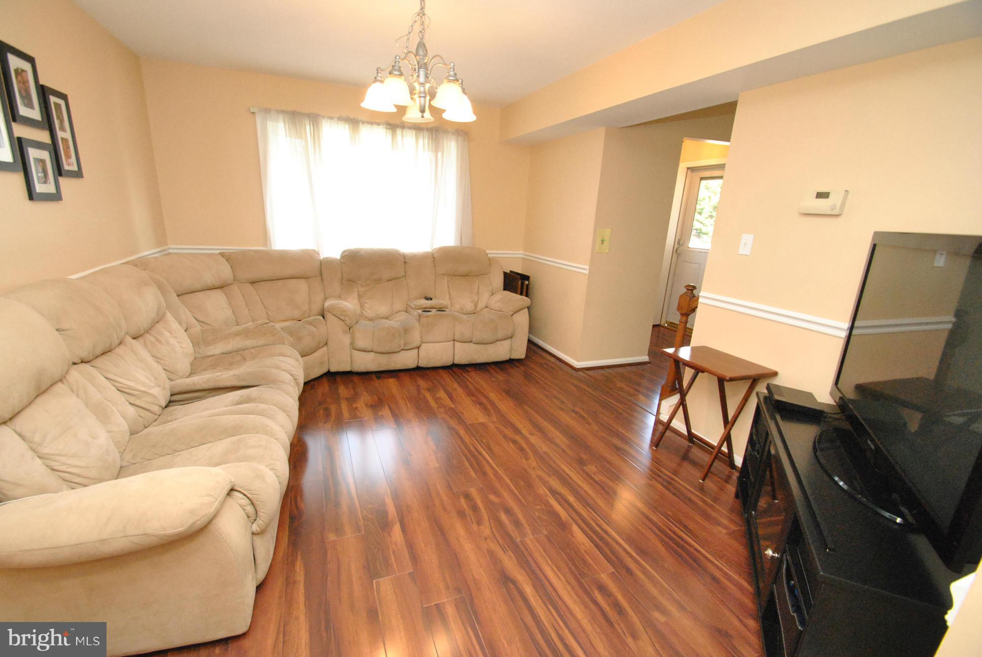 VILLAGE OF WHITE OAK - Residential