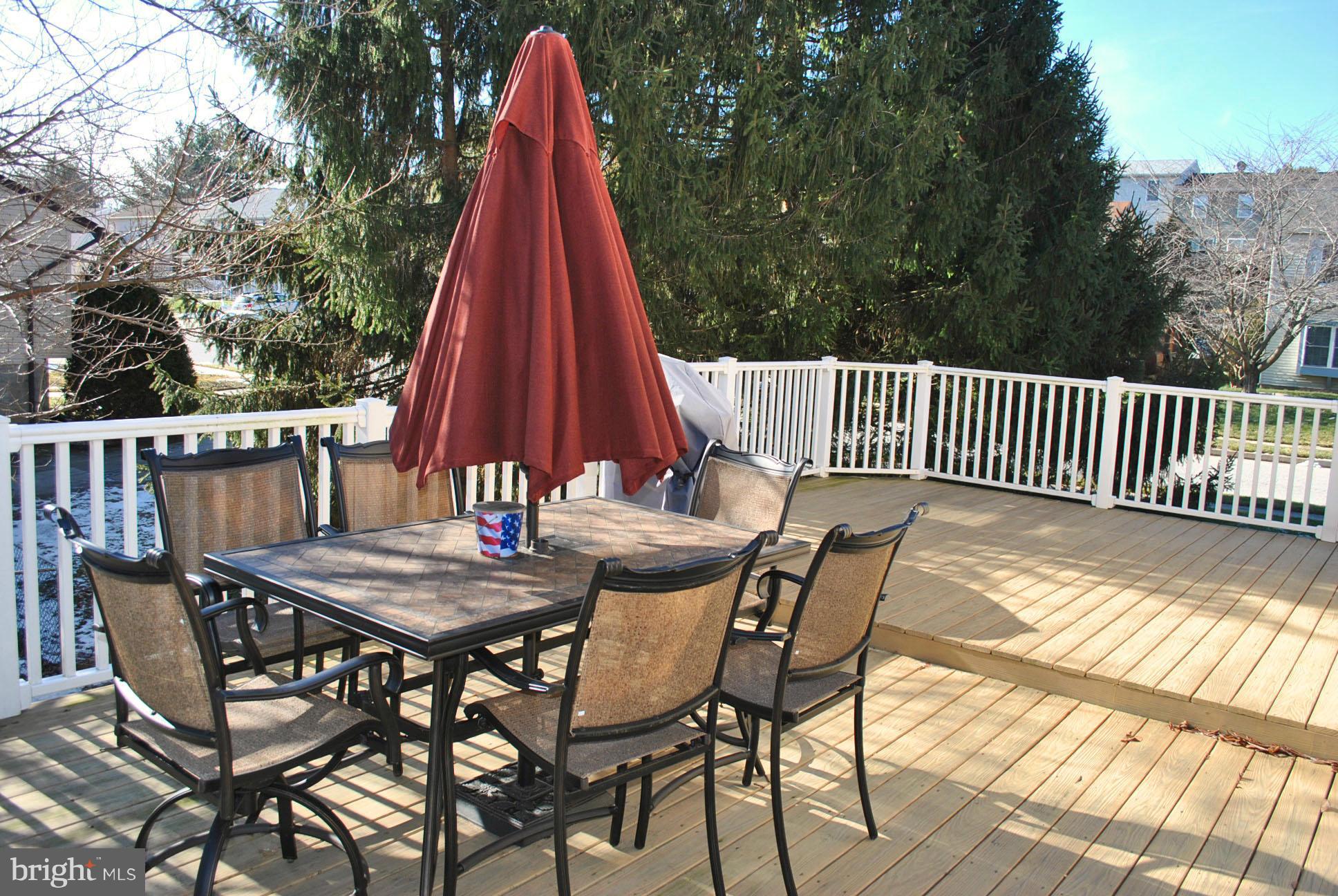 VILLAGE OF WHITE OAK - Residential