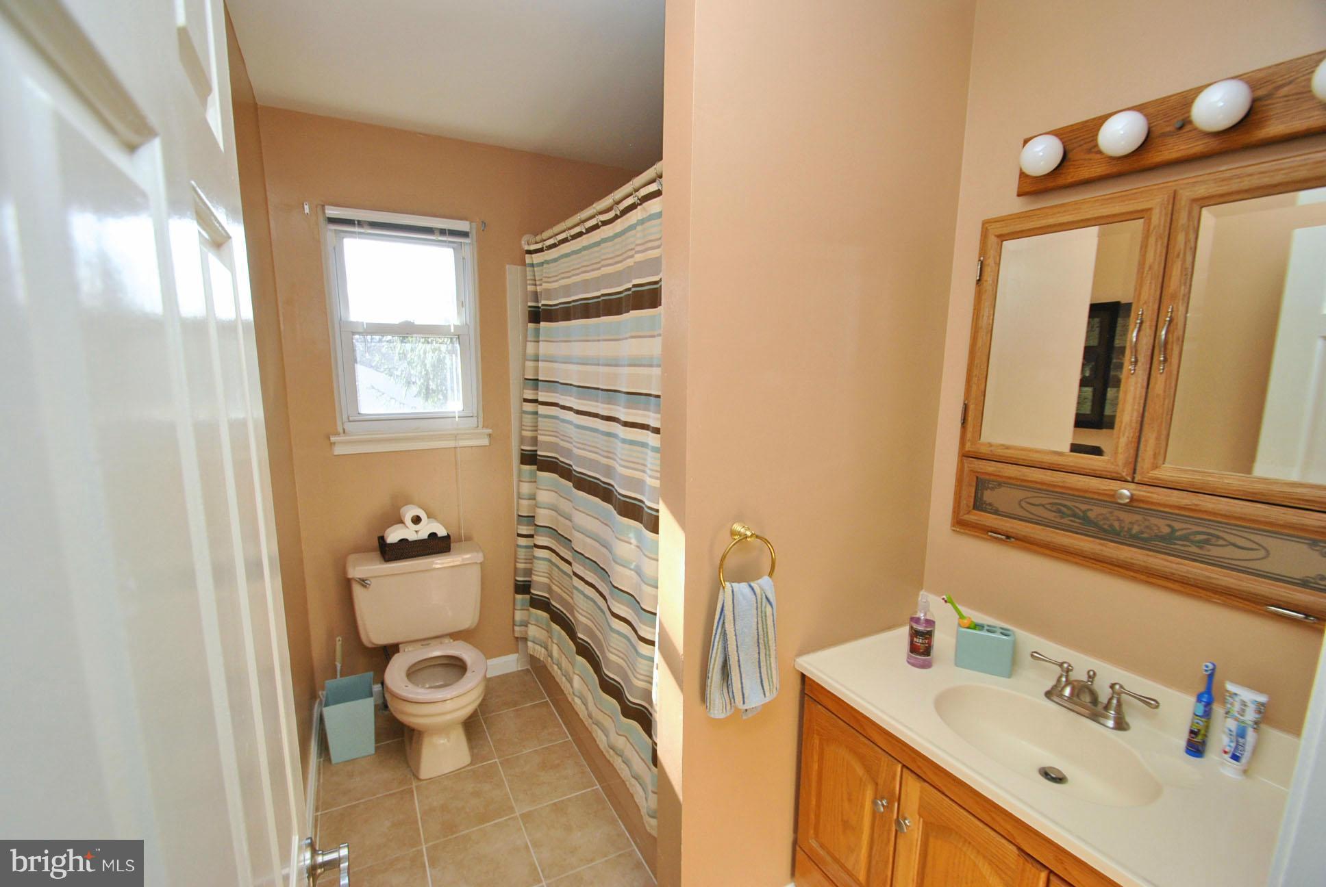 VILLAGE OF WHITE OAK - Residential