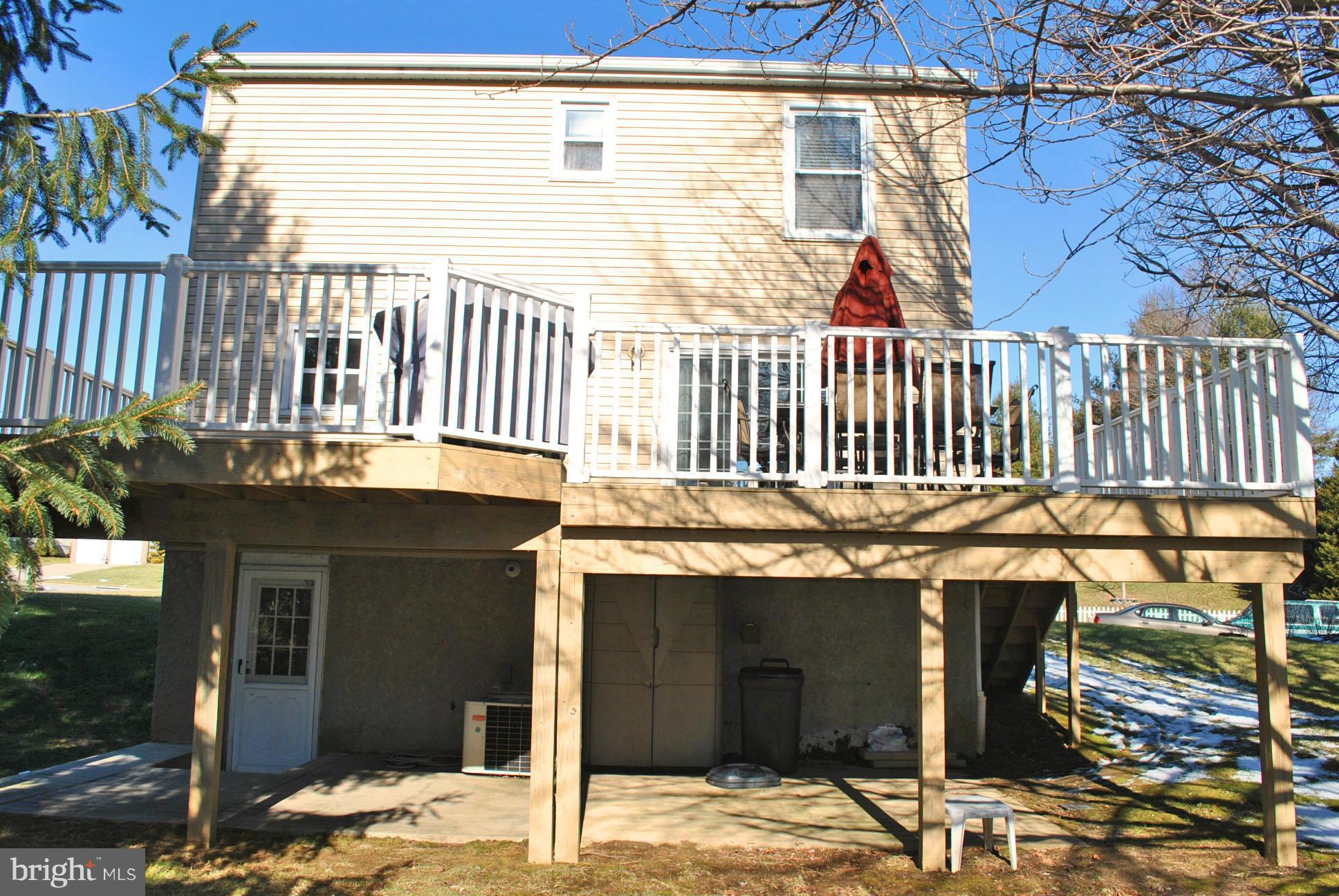 VILLAGE OF WHITE OAK - Residential