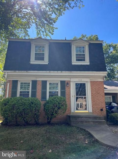717 CAMPBELL WAY HERNDON VA 20170