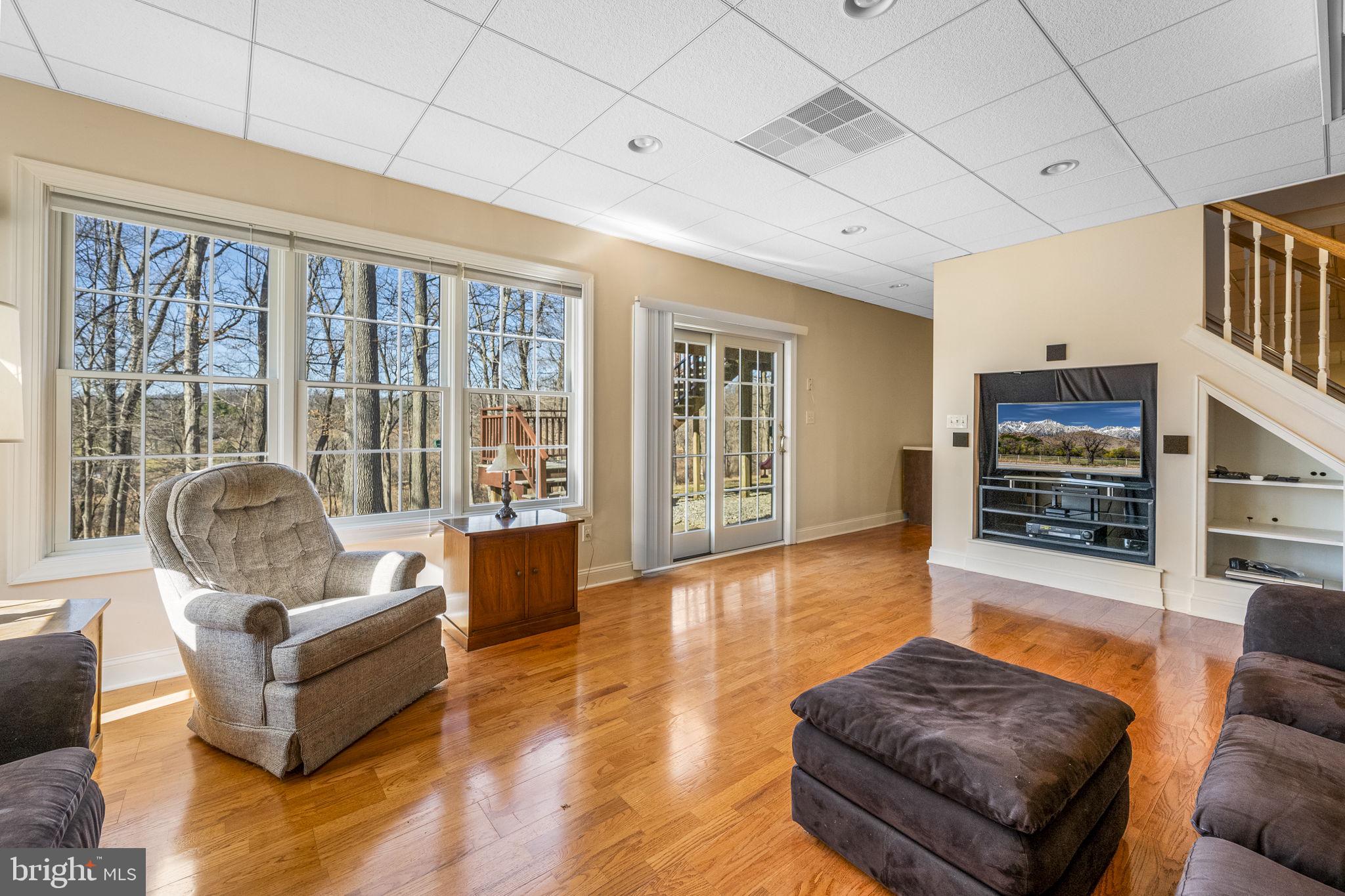 HERITAGE FARMS - Residential