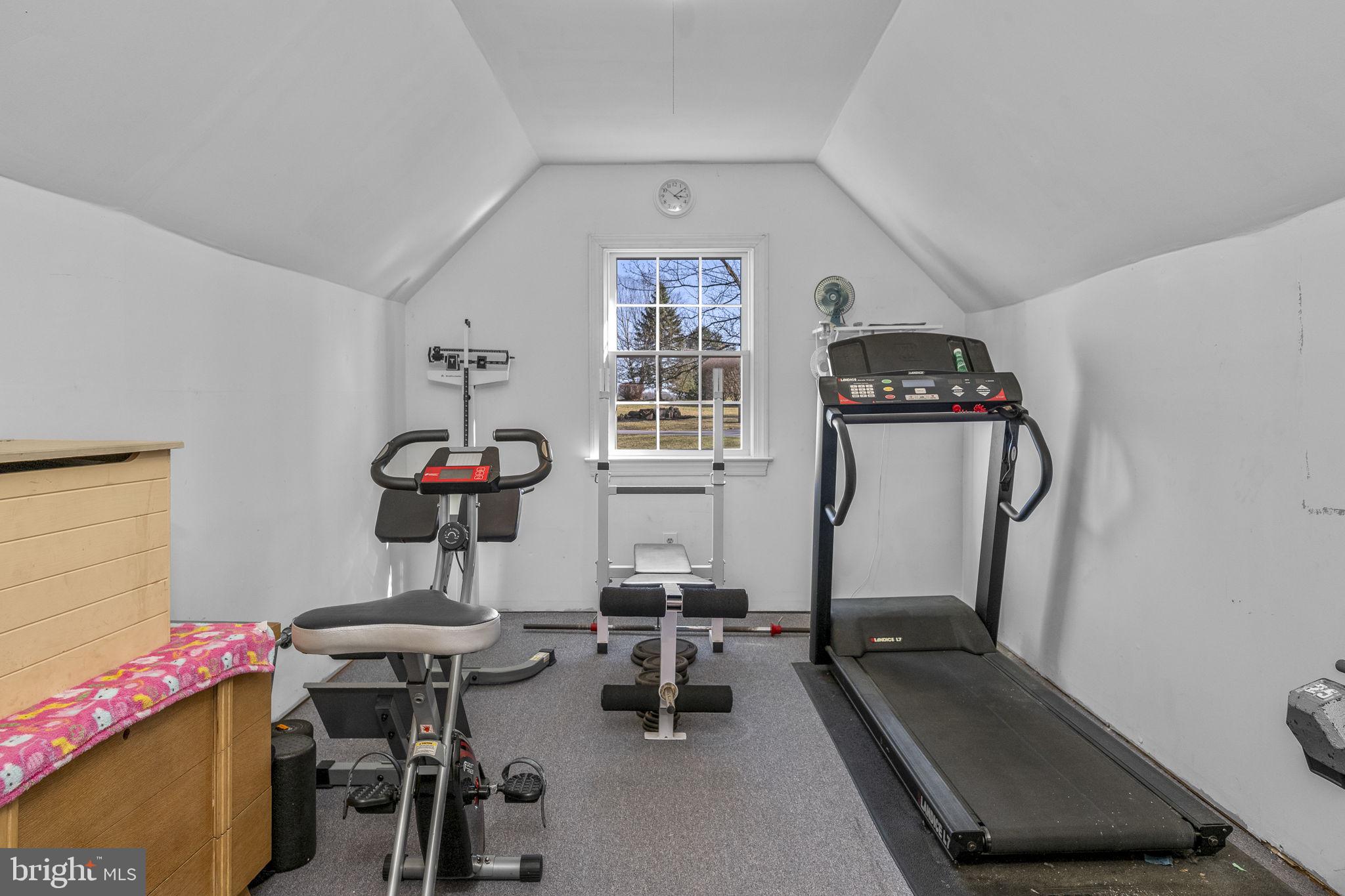 HERITAGE FARMS - Residential