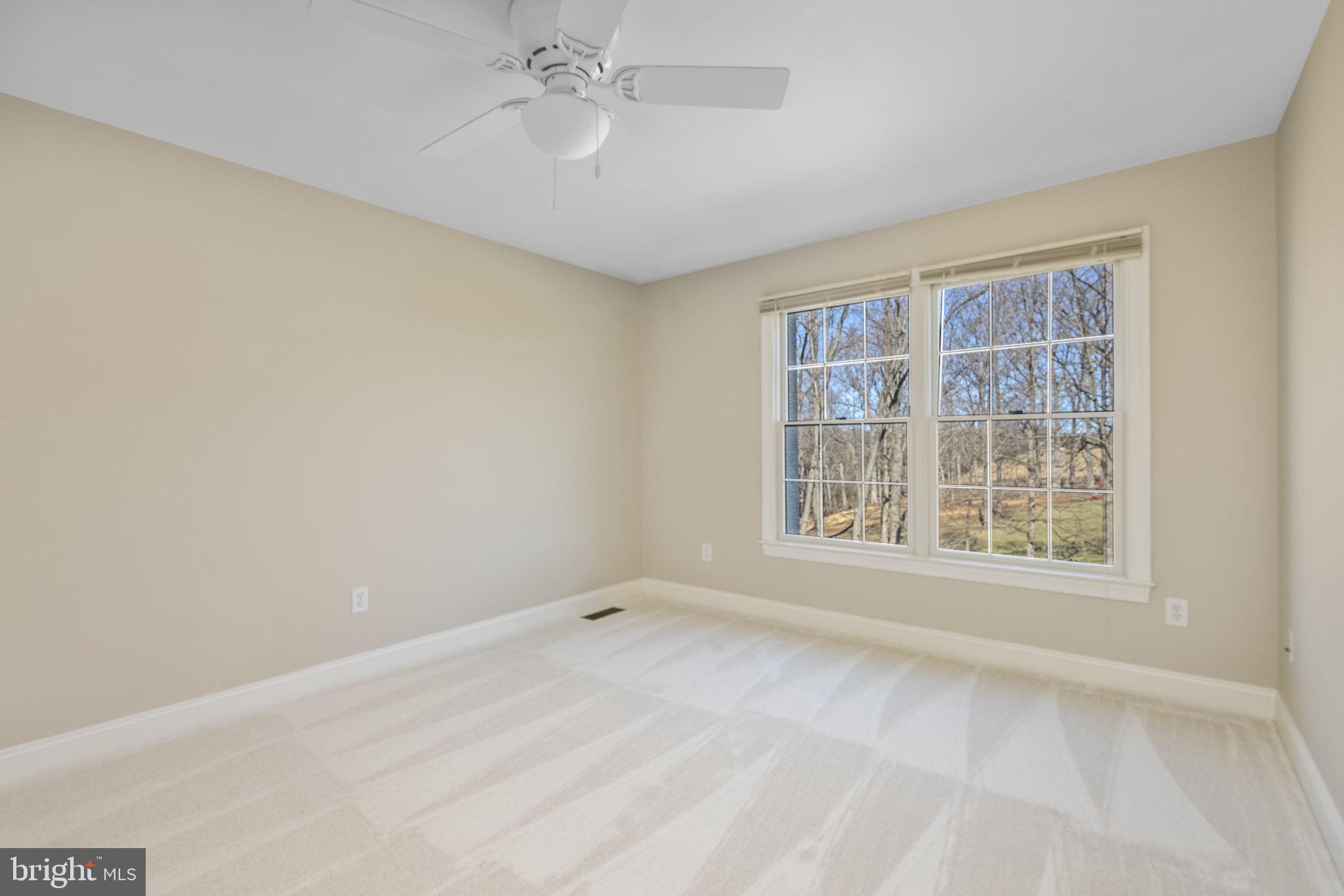 HERITAGE FARMS - Residential