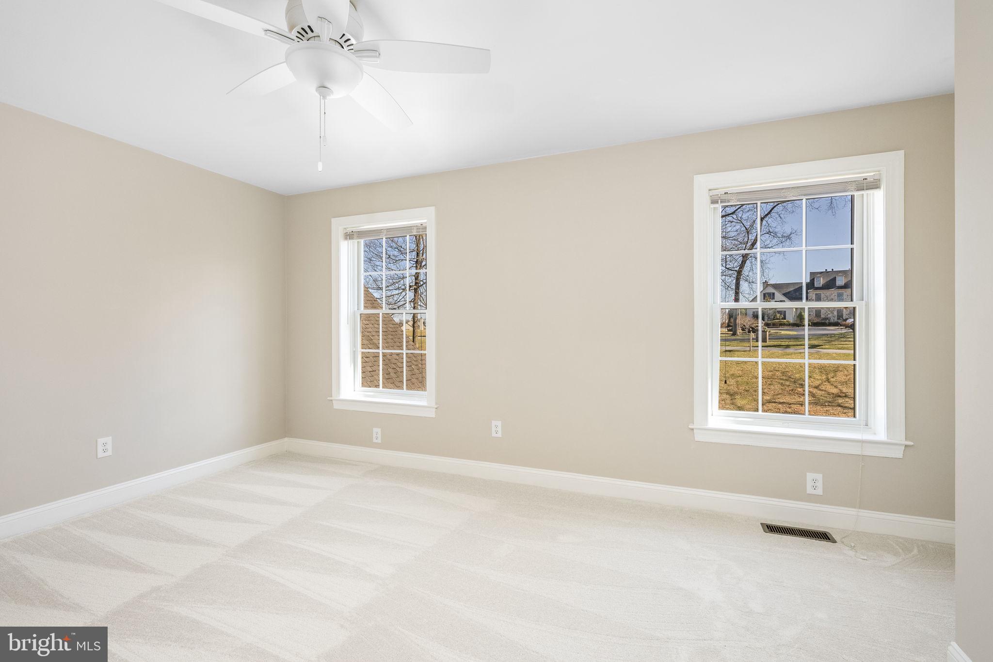 HERITAGE FARMS - Residential