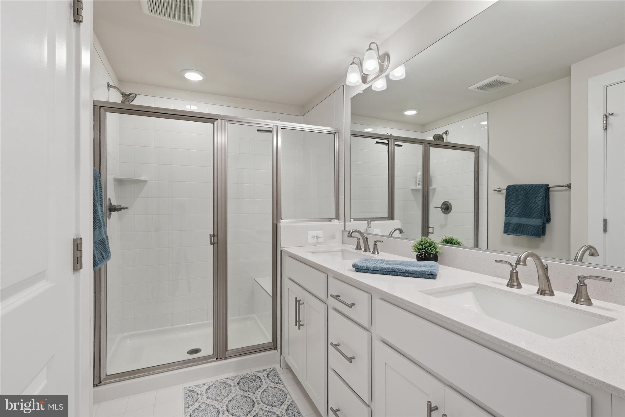 KINCORA - Residential