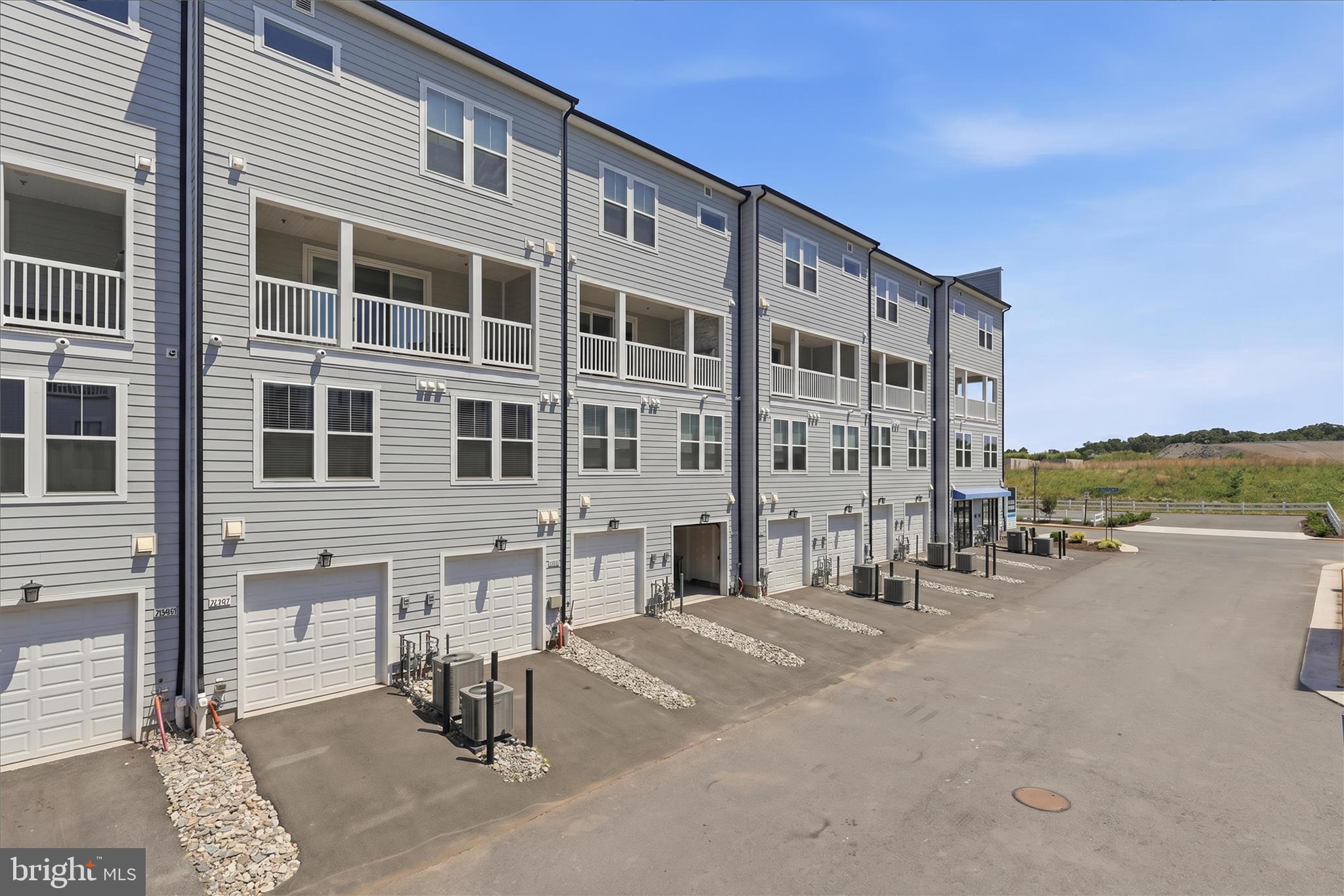 KINCORA - Residential
