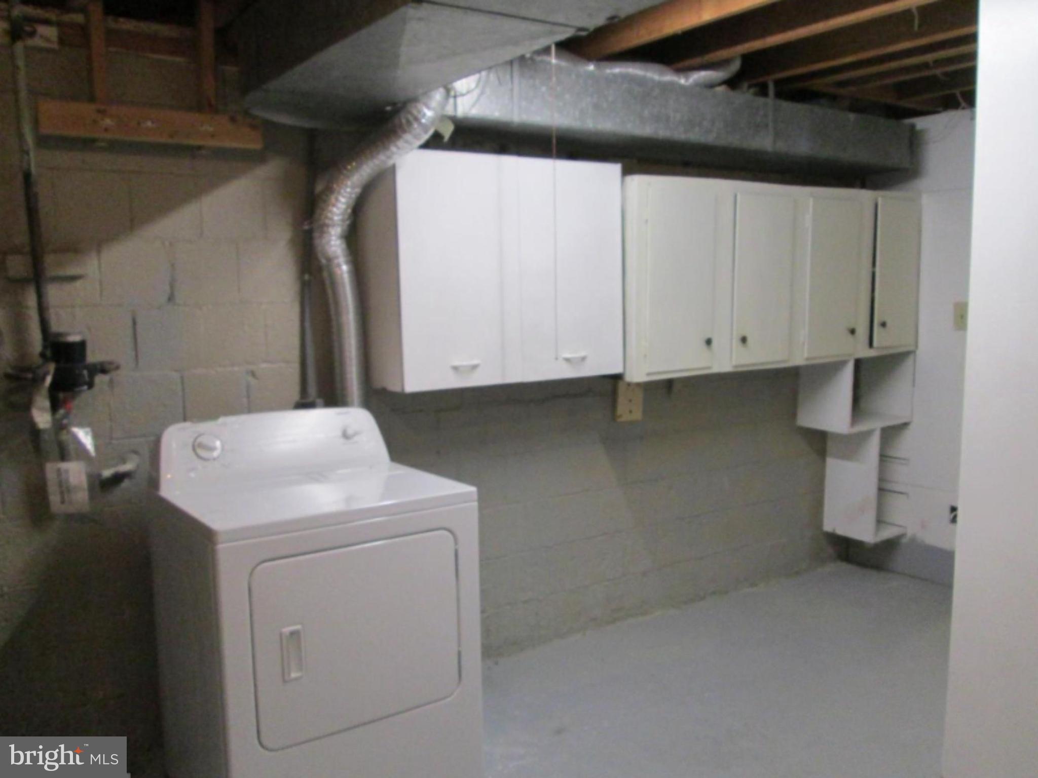 NEWINGTON STATION - Residential