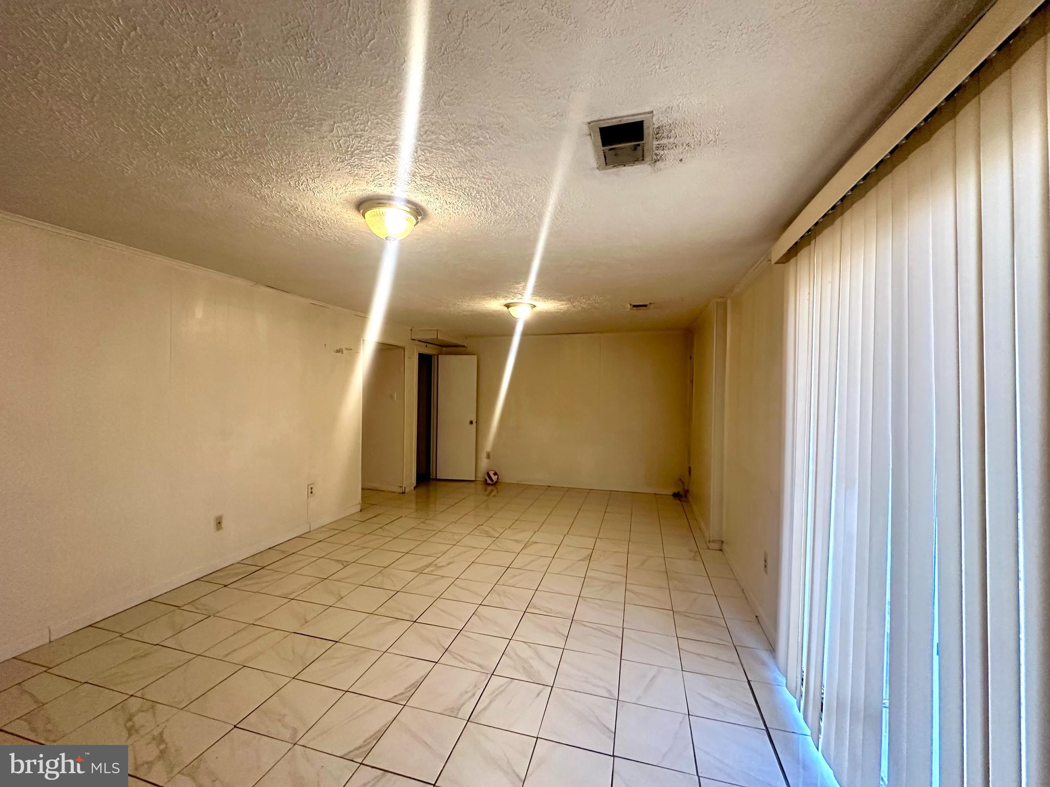 NEWINGTON STATION - Residential