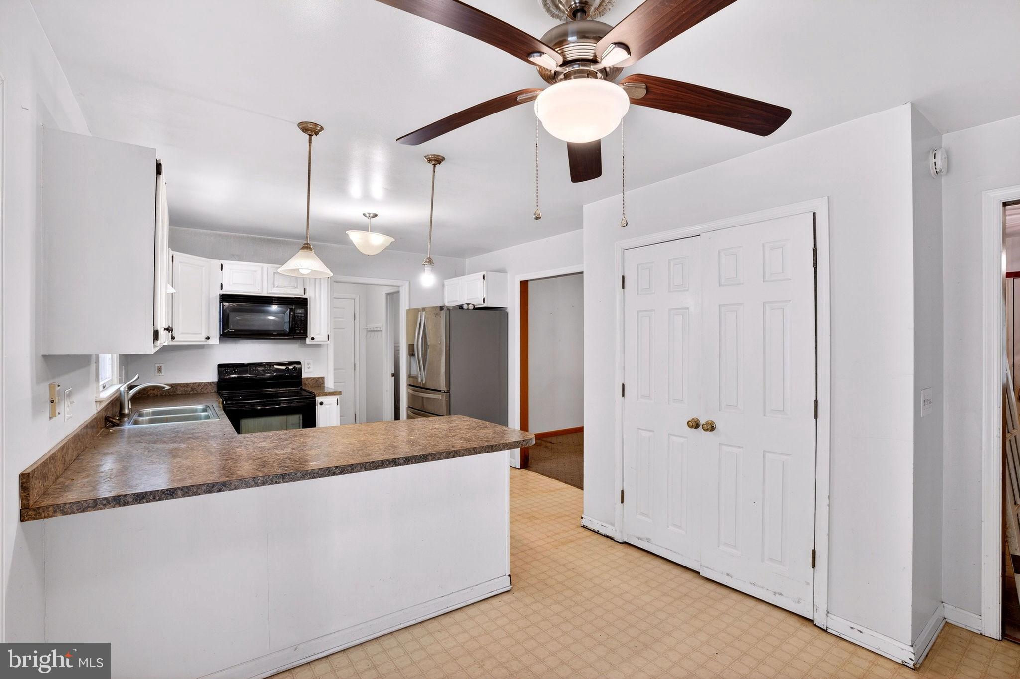 LANTERN HILL VILLAGE - Residential