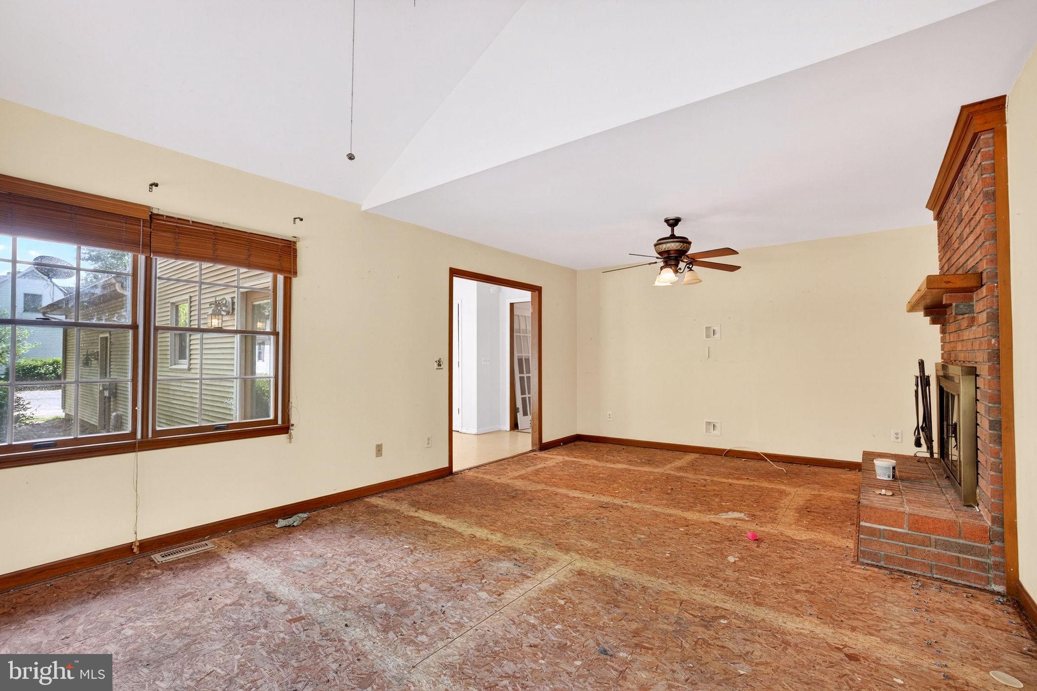 LANTERN HILL VILLAGE - Residential