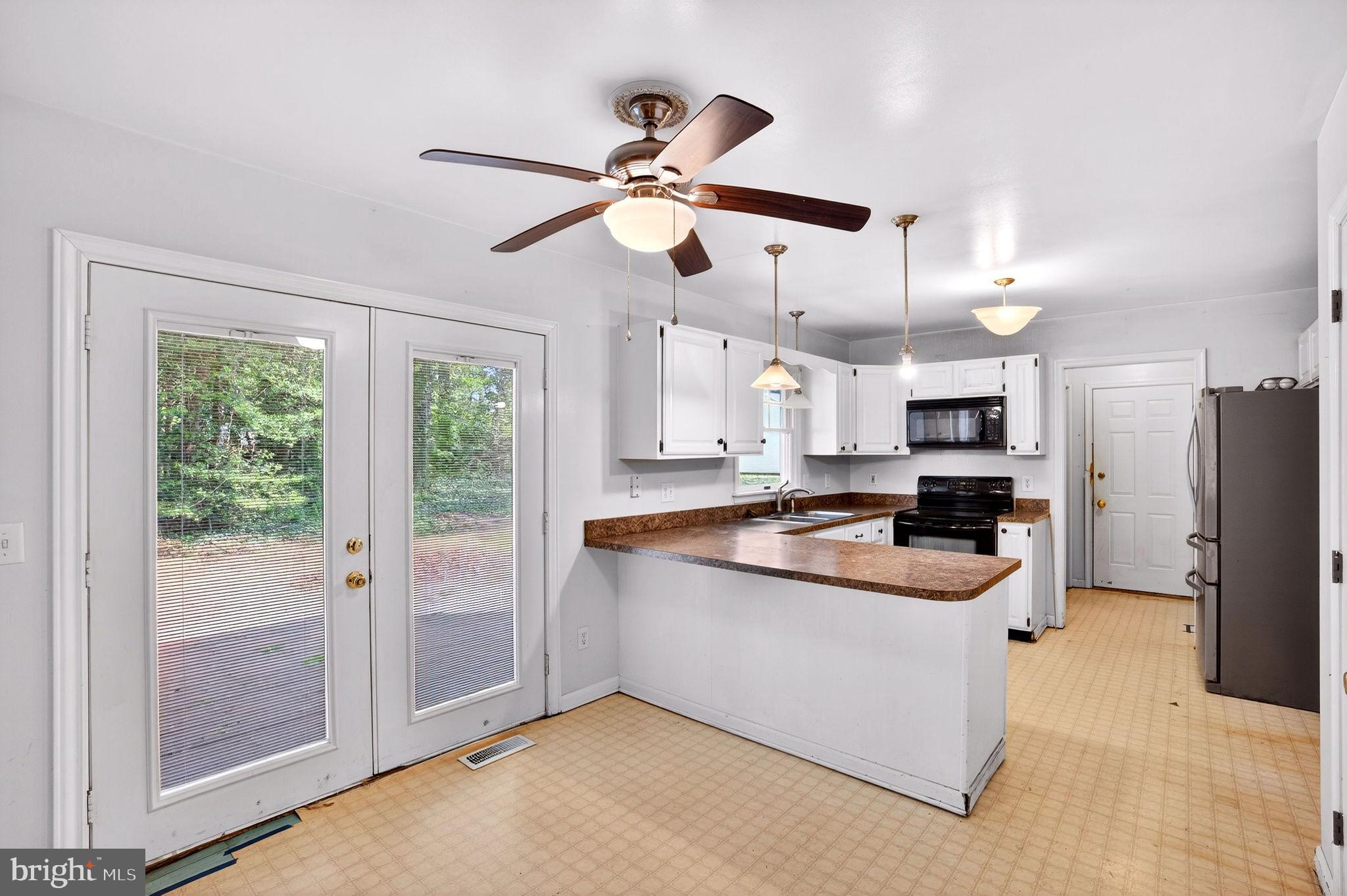 LANTERN HILL VILLAGE - Residential