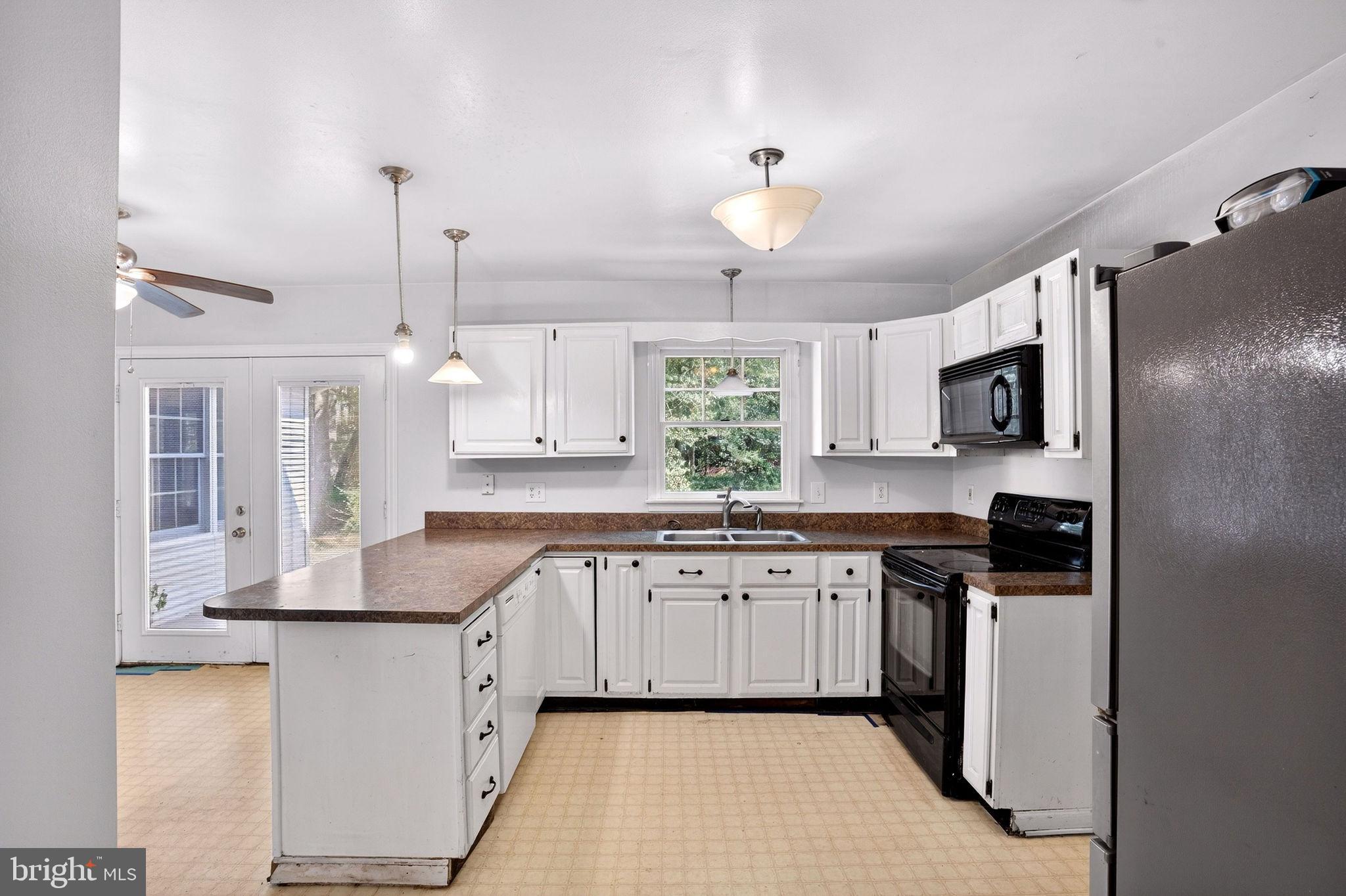 LANTERN HILL VILLAGE - Residential