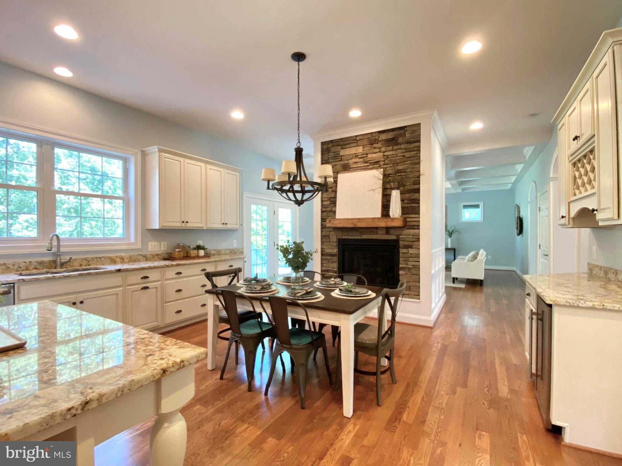 10512 CHATHAM RIDGE WAY