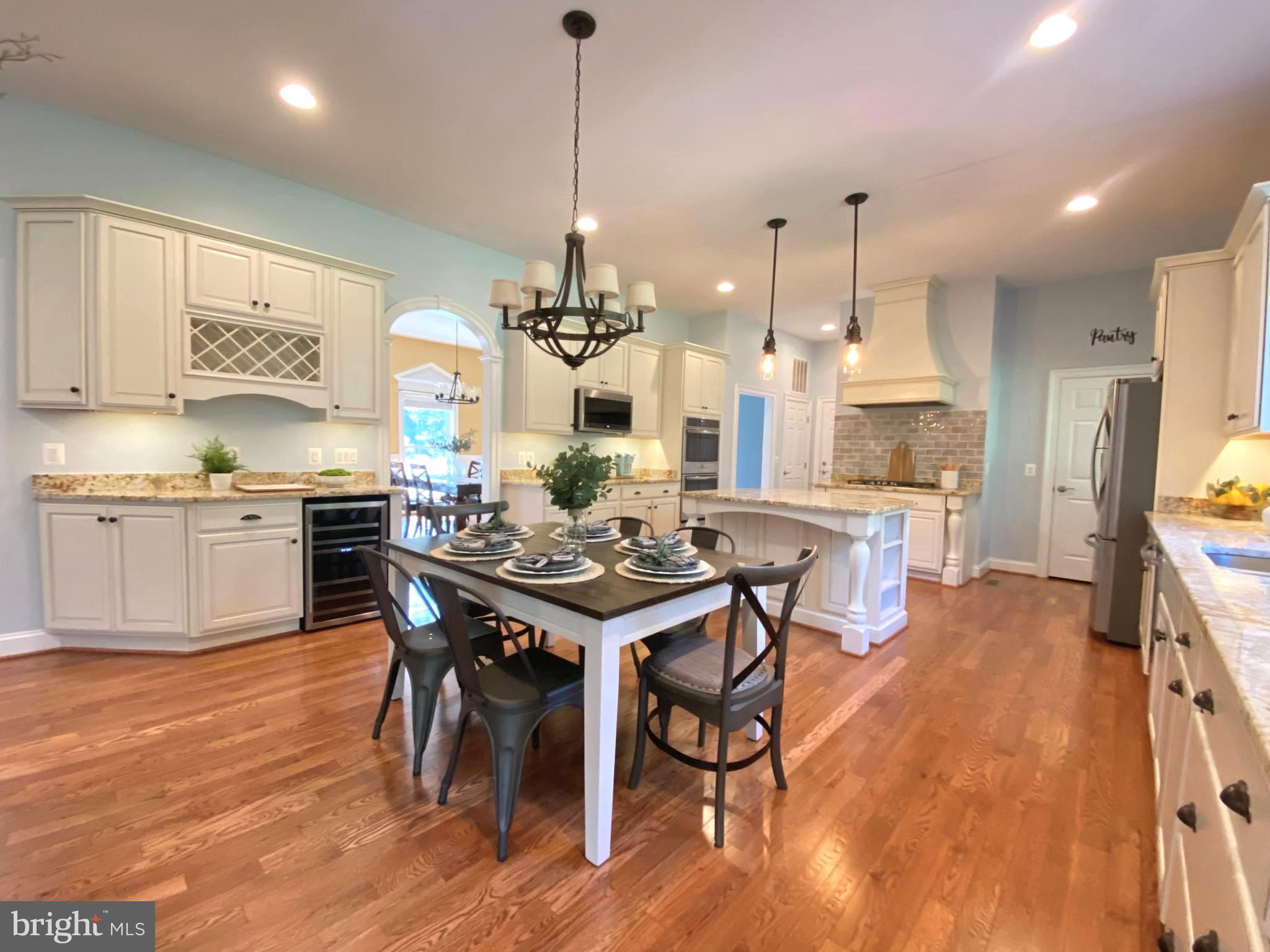 10512 CHATHAM RIDGE WAY