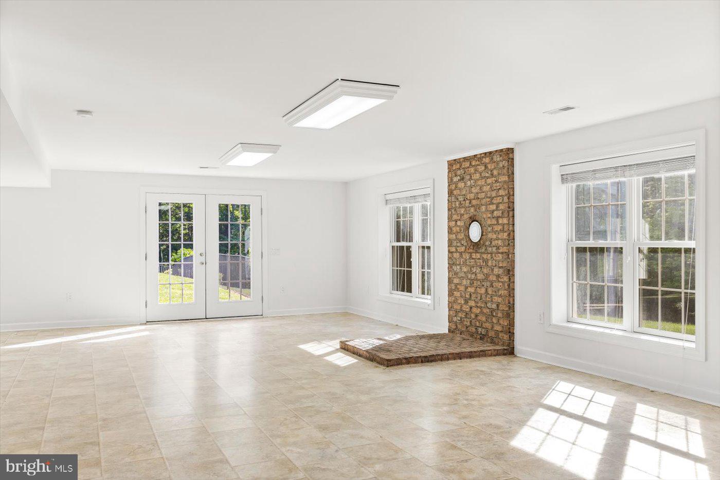 CARPENTER'S RIDGE - Residential