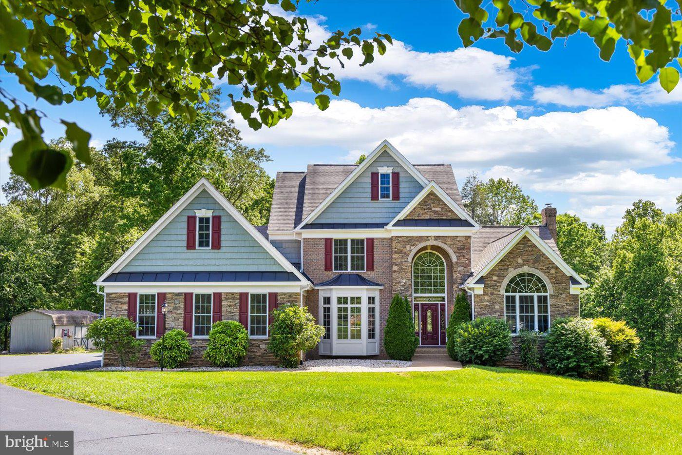 CARPENTER'S RIDGE - Residential