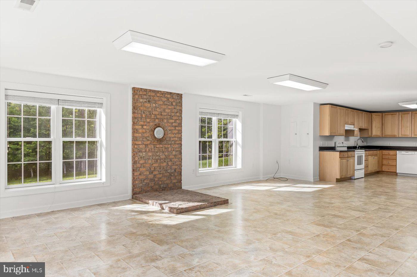 CARPENTER'S RIDGE - Residential