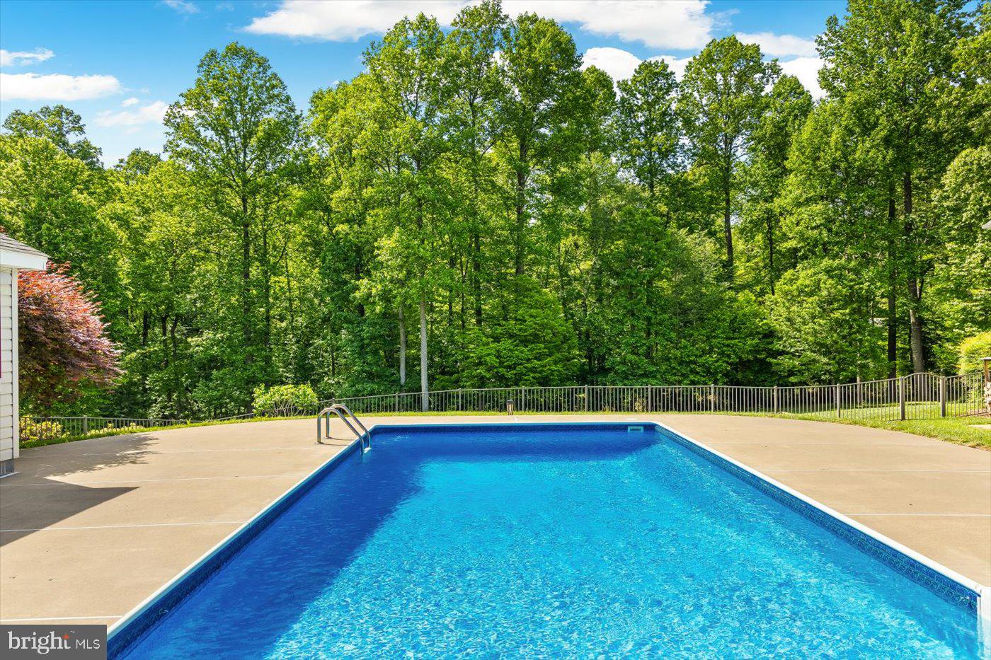 CARPENTER'S RIDGE - Residential